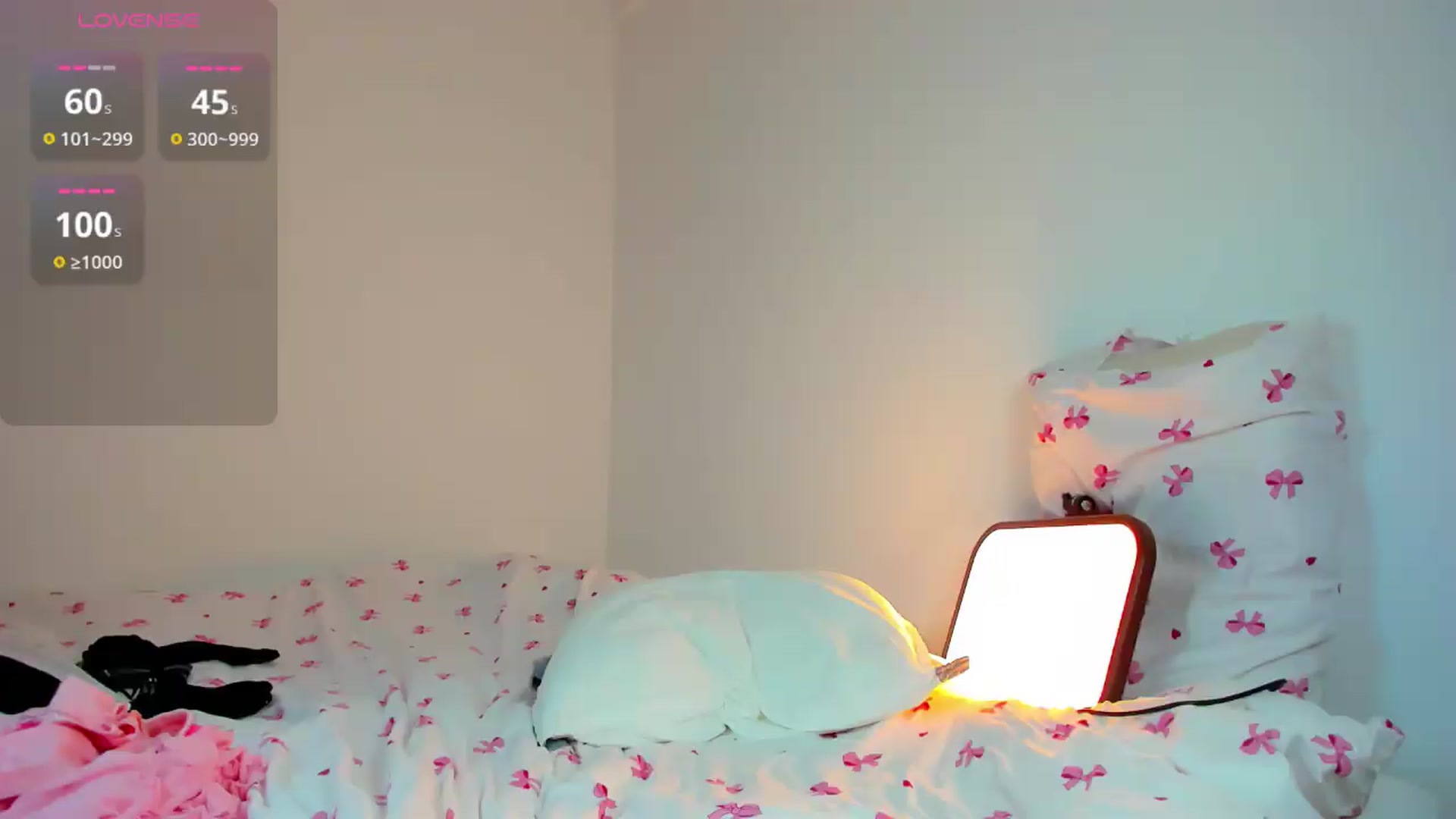 Gallery image thumbnail from Lisapoetry's myfreecams stream on, 08/31/2026, 24:33 image 20 of 20