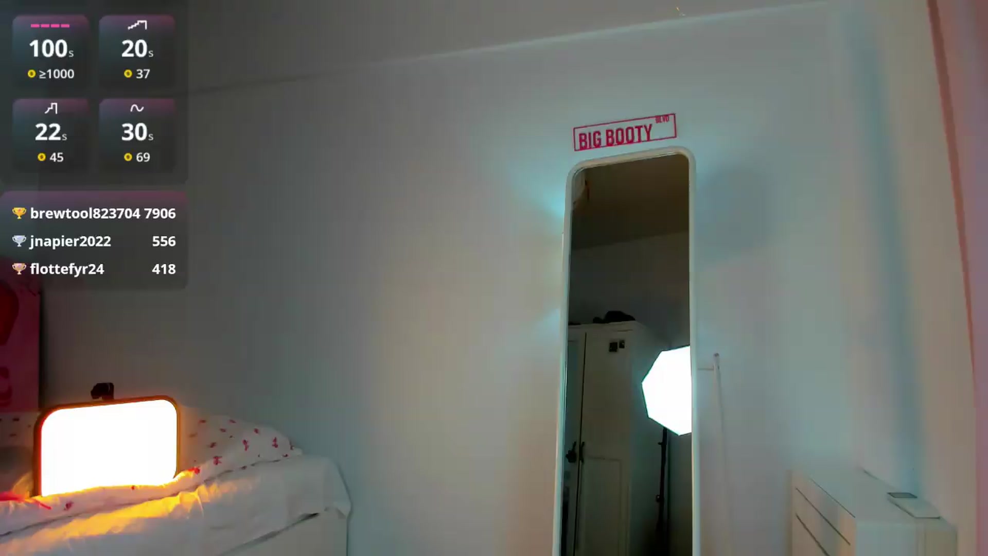 Gallery image thumbnail from Lisapoetry's myfreecams stream on, 09/12/2026, 21:11 image 3 of 20