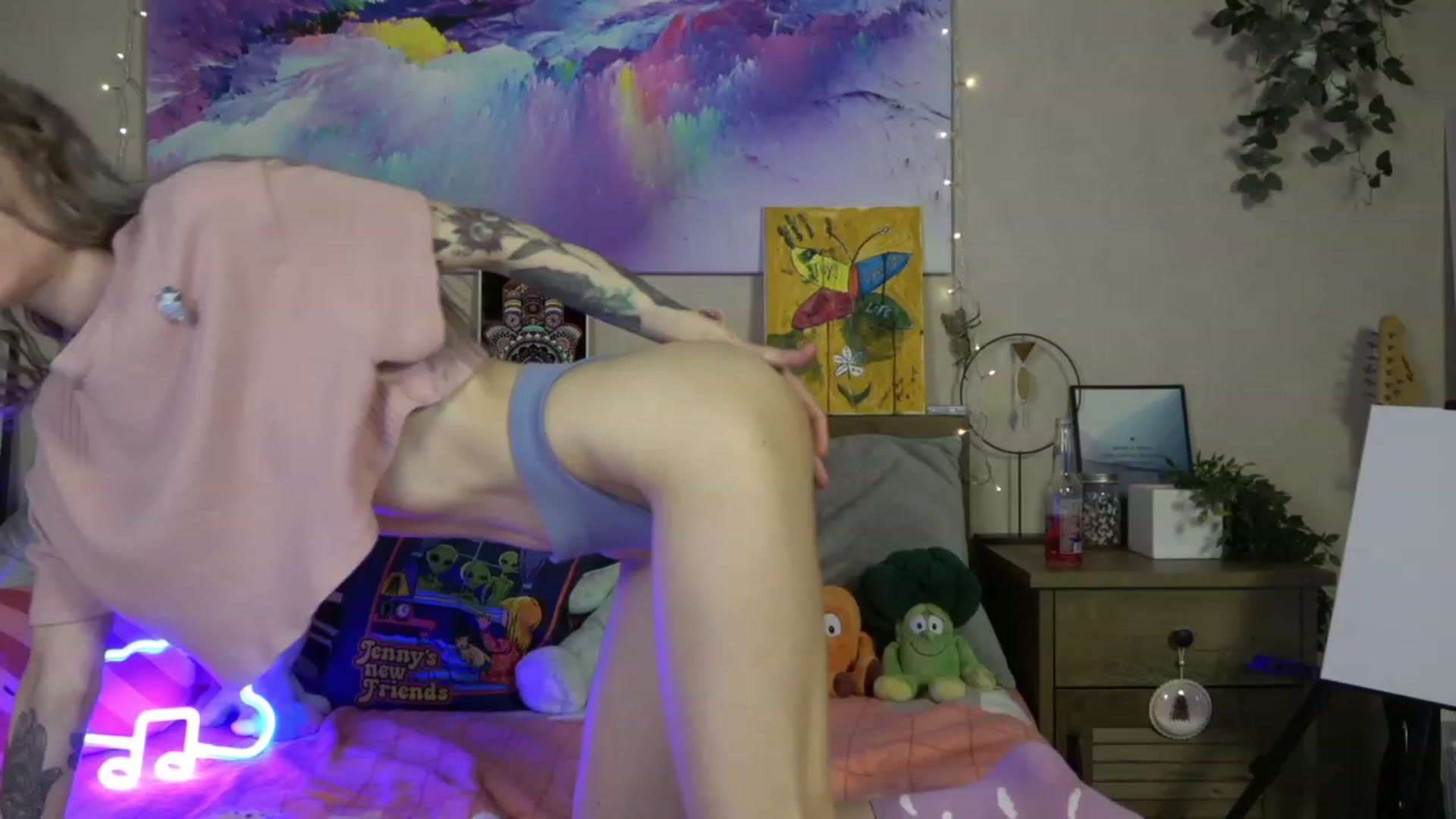 Gallery image thumbnail from Lisiahf's myfreecams stream on, 02/09/2023, 11:14 image 18 of 20