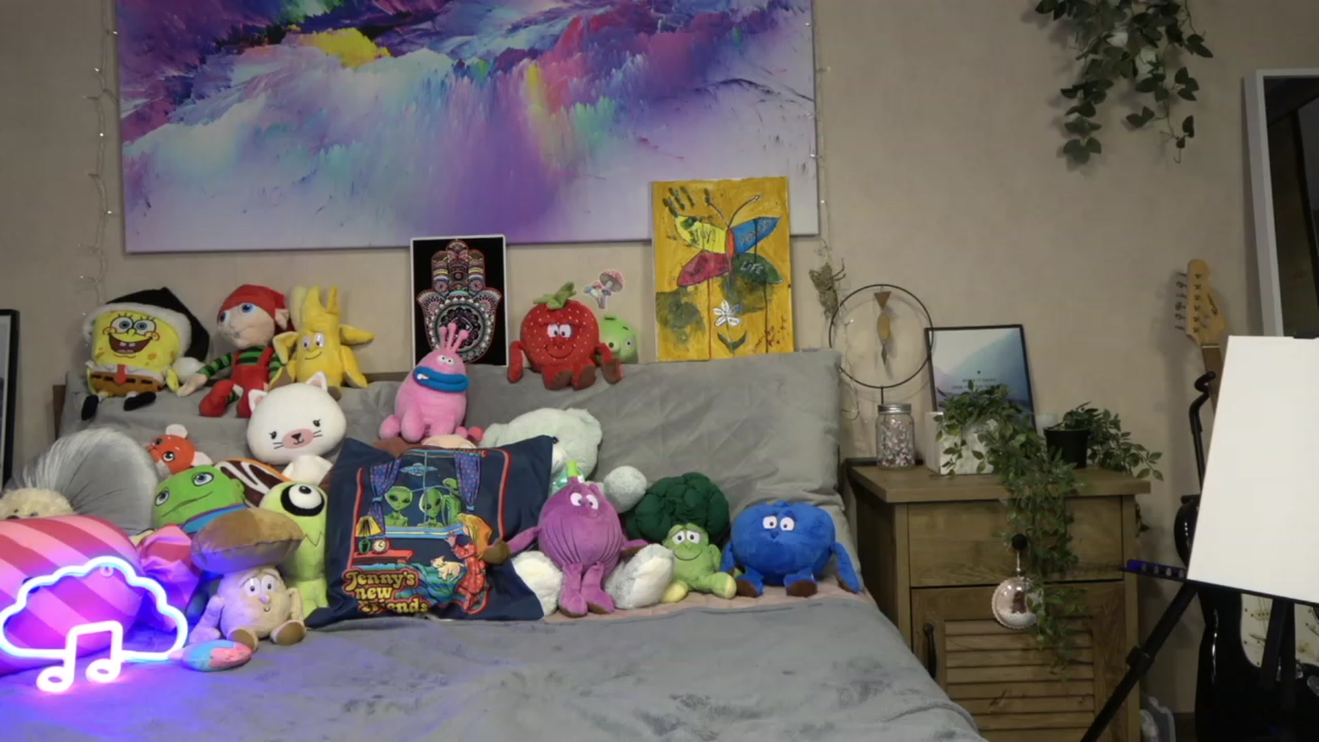 Gallery image thumbnail from Lisiahf's myfreecams stream on, 02/20/2023, 12:56 image 6 of 20