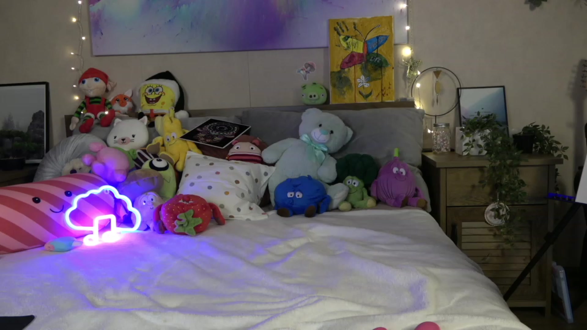 Gallery image thumbnail from Lisiahf's myfreecams stream on, 02/23/2023, 13:19 image 20 of 20