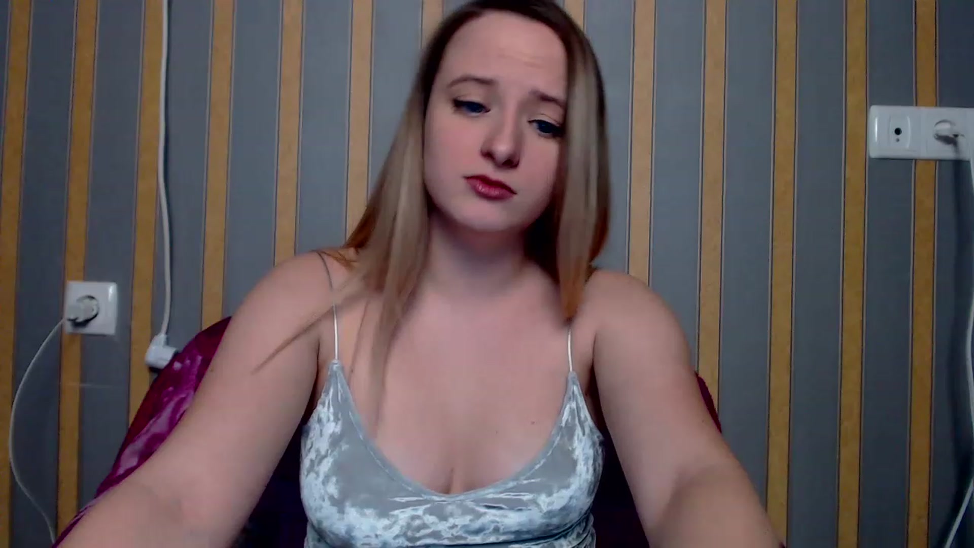 Gallery image thumbnail from Lisova_mavka's myfreecams stream on, 12/24/2022, 14:06 image 6 of 20