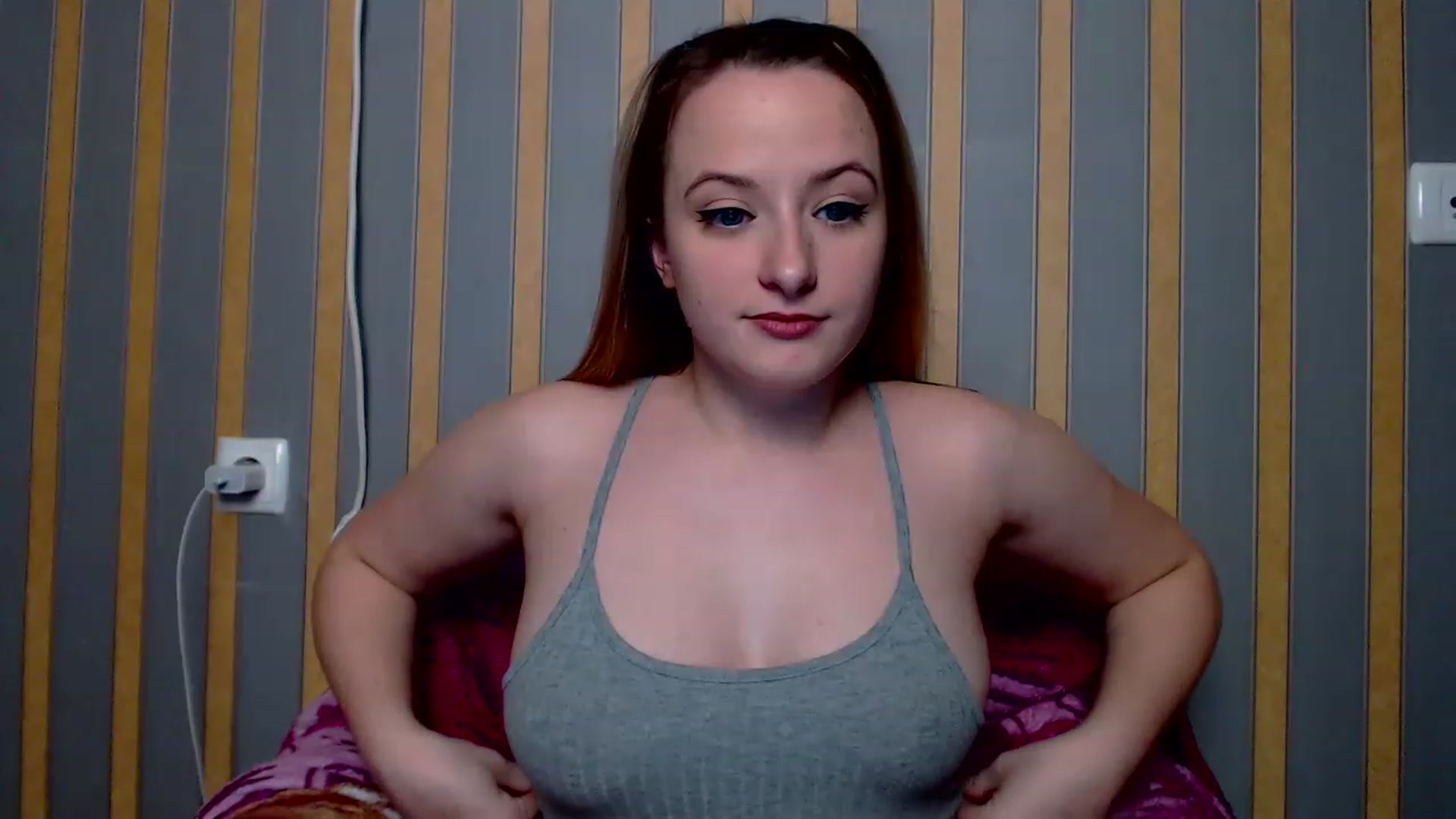 Gallery image thumbnail from Lisova_mavka's myfreecams stream on, 12/25/2022, 15:20 image 19 of 20