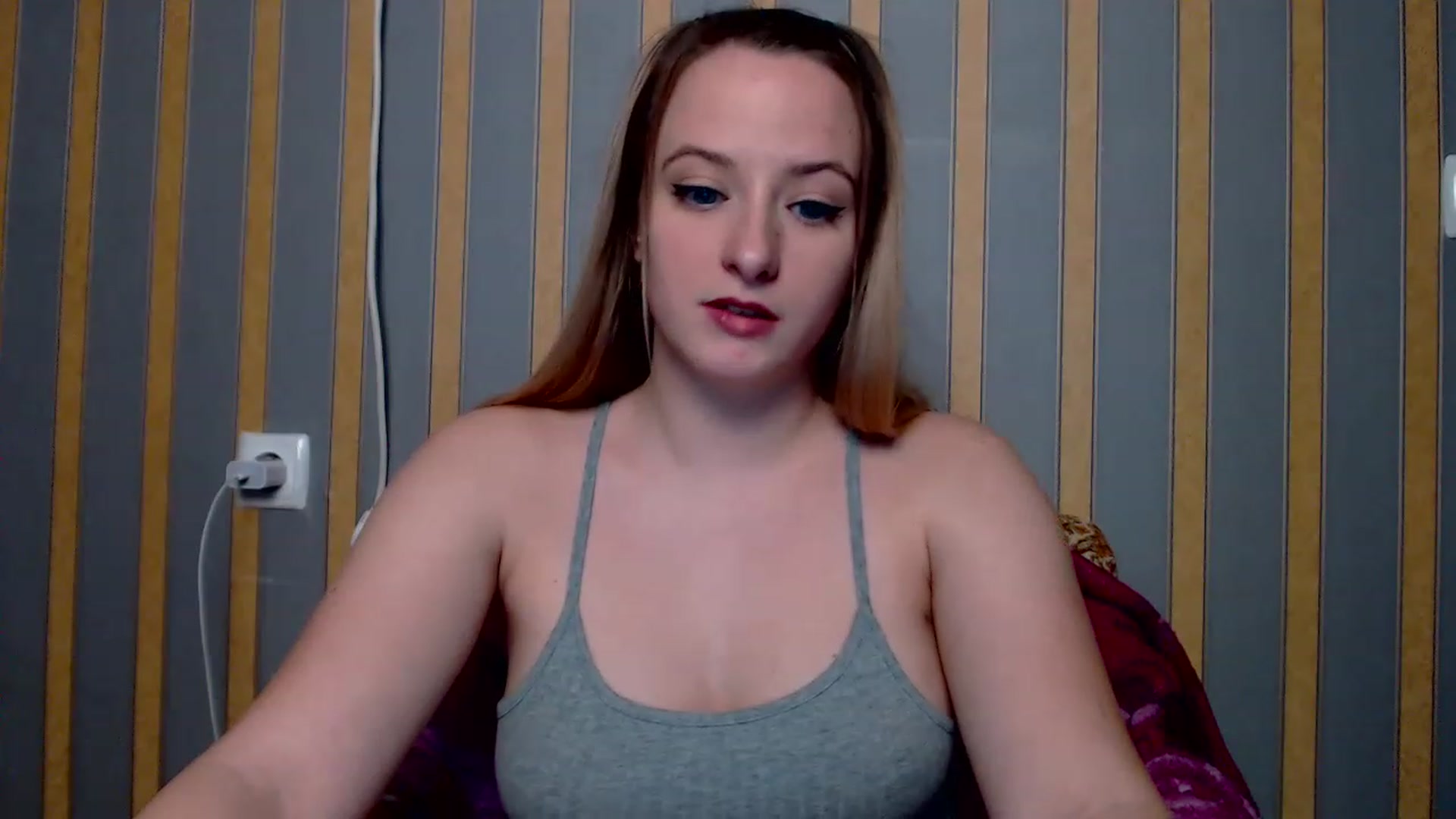 Gallery image thumbnail from Lisova_mavka's myfreecams stream on, 12/25/2022, 15:20 image 17 of 20