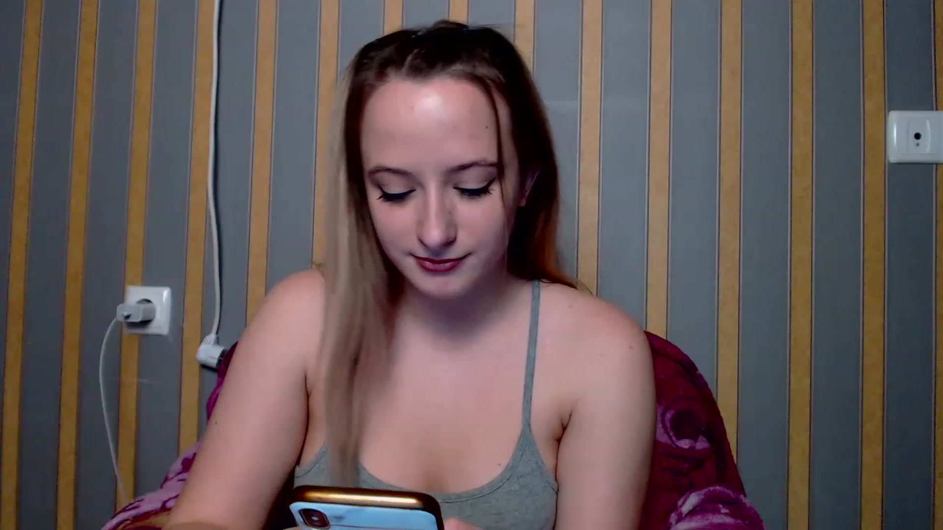 Gallery image thumbnail from Lisova_mavka's myfreecams stream on, 12/25/2022, 15:20 image 15 of 20
