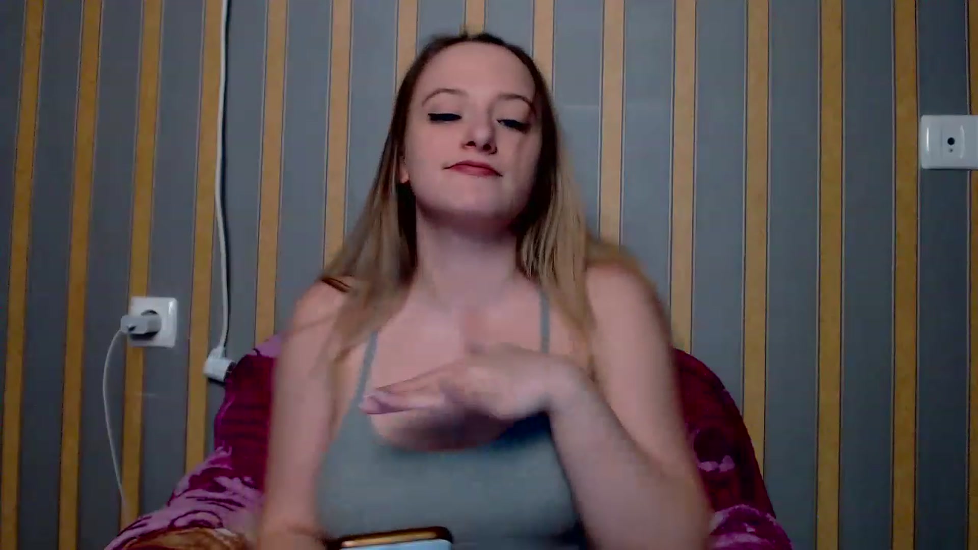 Gallery image thumbnail from Lisova_mavka's myfreecams stream on, 12/25/2022, 15:20 image 16 of 20