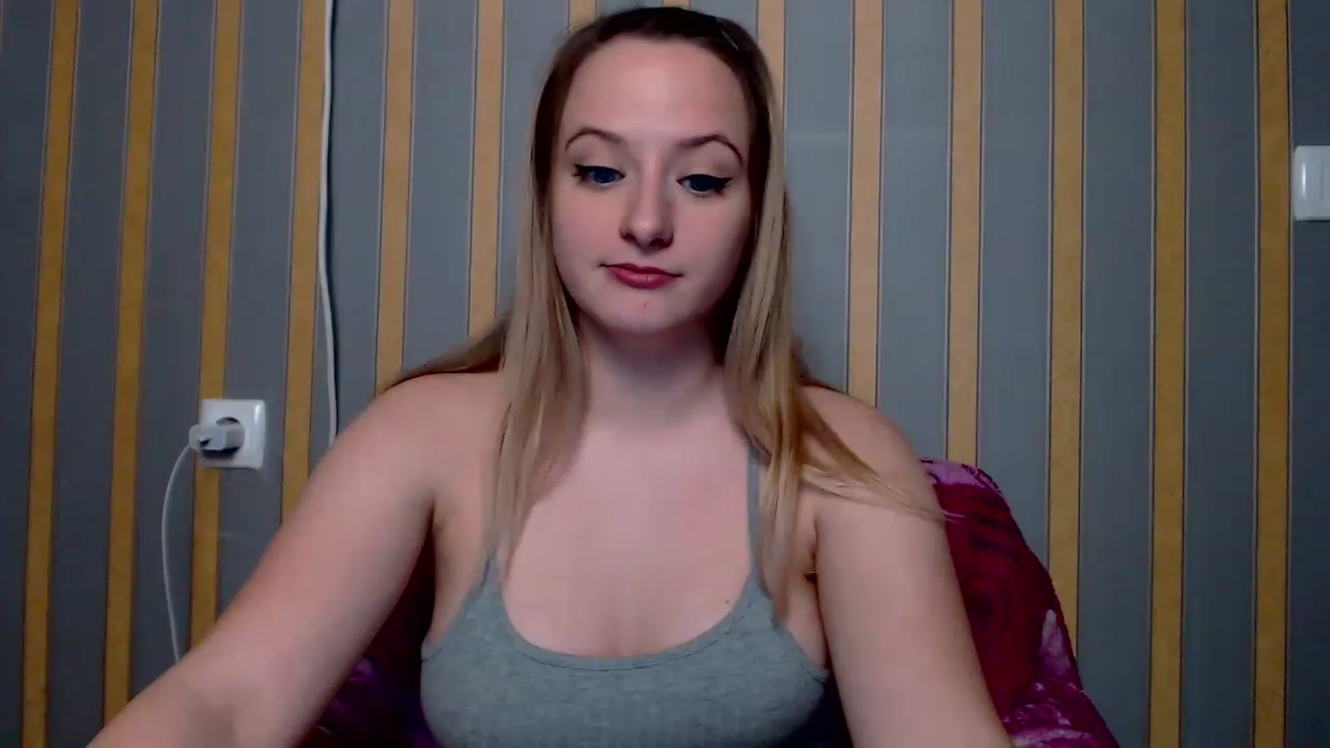 Gallery image thumbnail from Lisova_mavka's myfreecams stream on, 12/25/2022, 16:22 image 15 of 20
