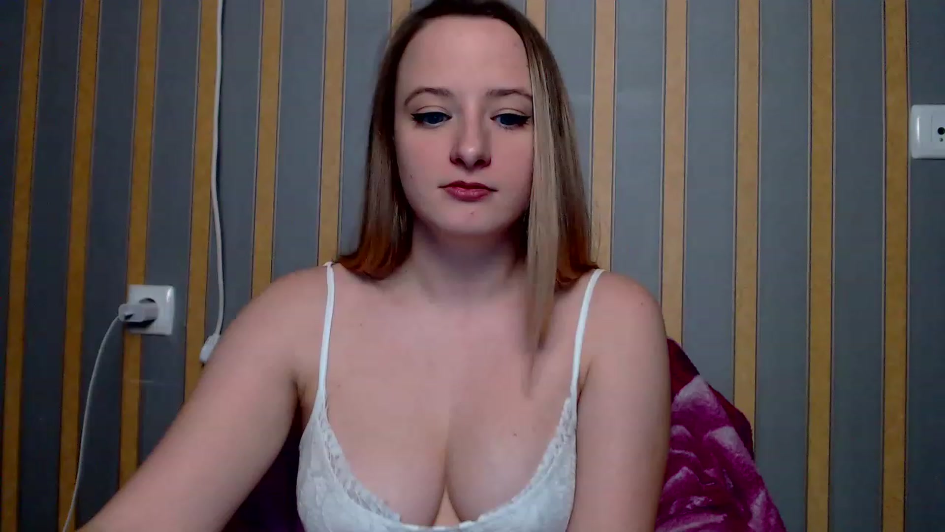Gallery image thumbnail from Lisova_mavka's myfreecams stream on, 12/26/2022, 15:17 image 12 of 20