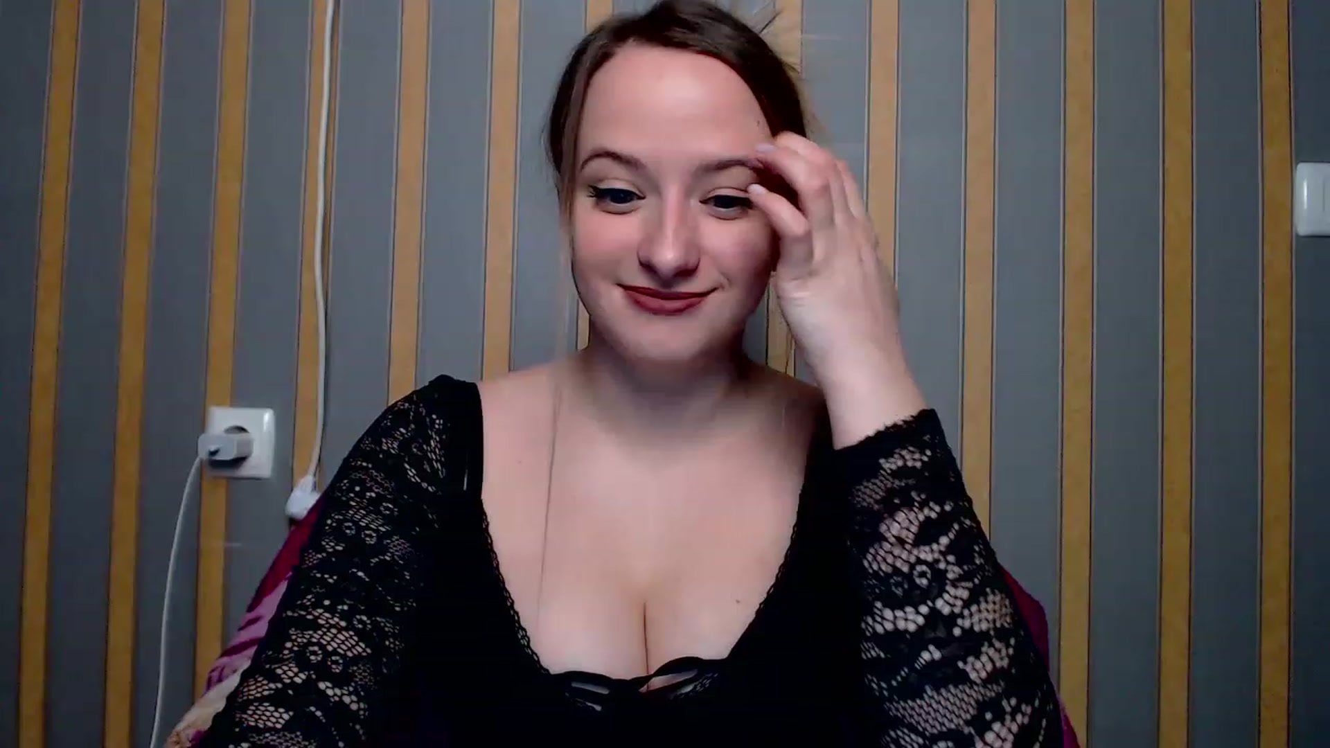 Gallery image thumbnail from Lisova_mavka's myfreecams stream on, 12/29/2022, 14:02 image 12 of 20