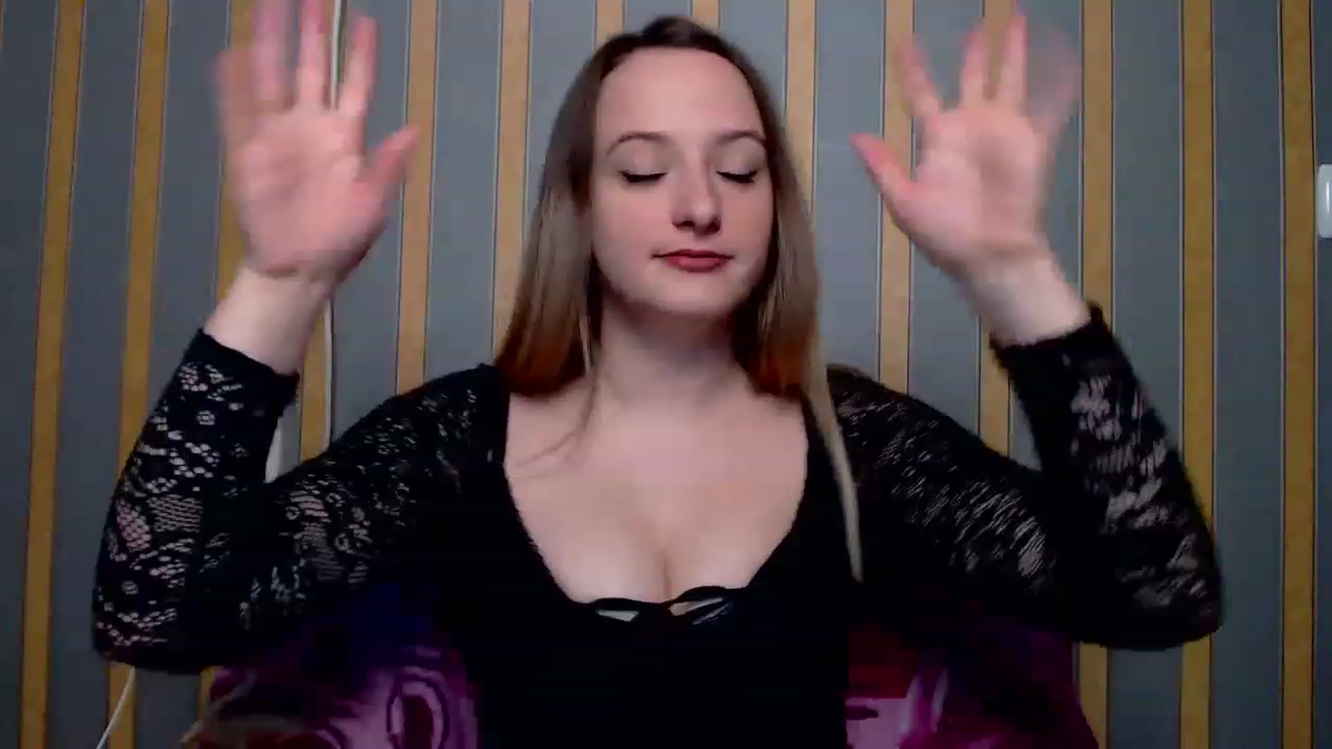 Gallery image thumbnail from Lisova_mavka's myfreecams stream on, 12/29/2022, 14:02 image 8 of 20