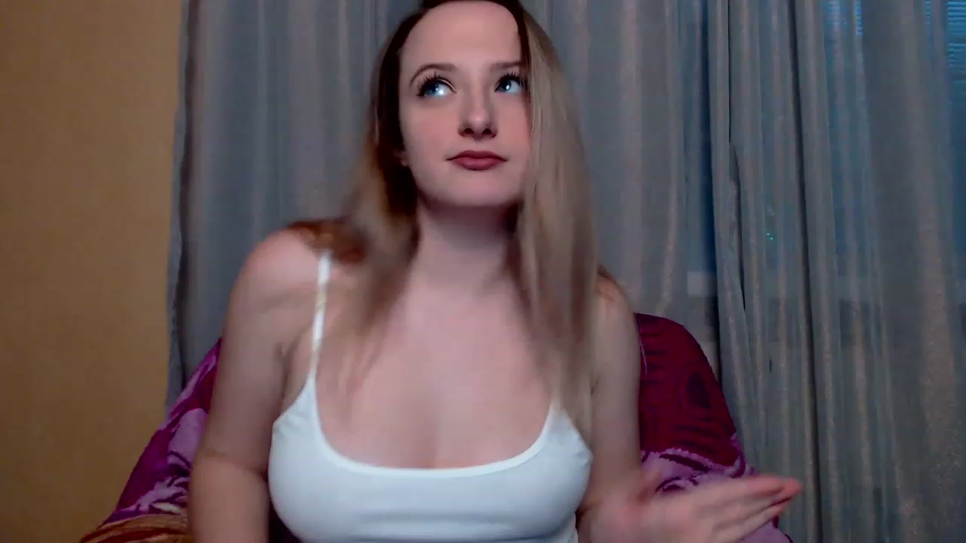 Gallery image thumbnail from Lisova_mavka's myfreecams stream on, 01/05/2023, 13:10 image 19 of 20