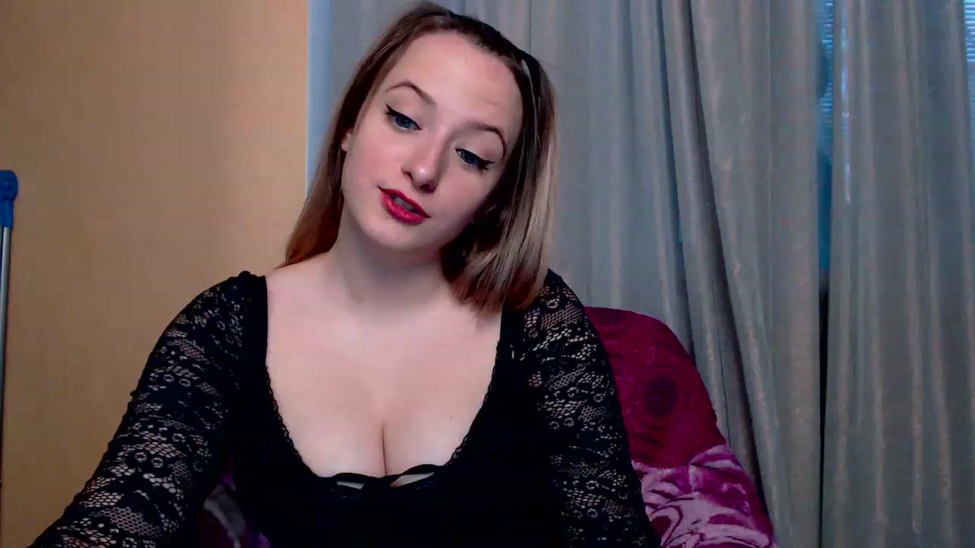 Gallery image thumbnail from Lisova_mavka's myfreecams stream on, 01/15/2023, 14:21 image 1 of 20
