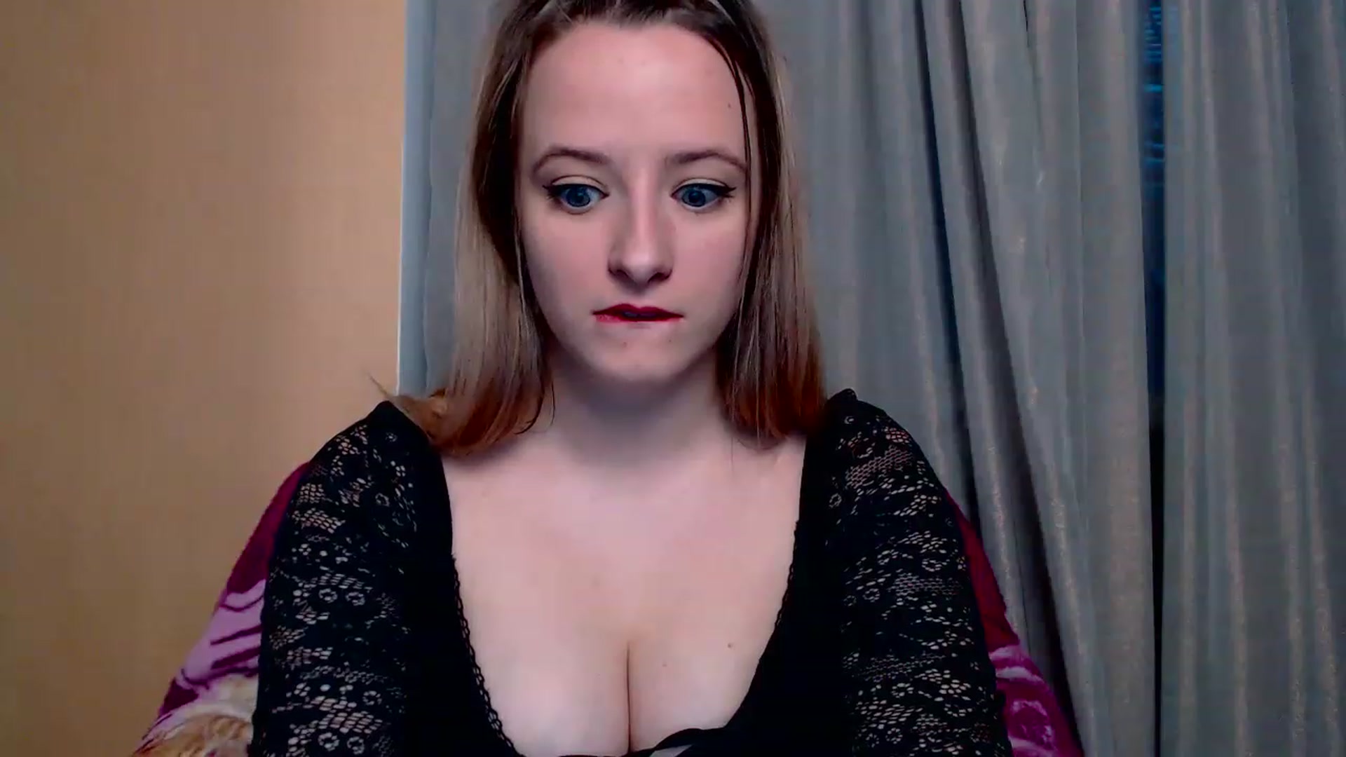 Gallery image thumbnail from Lisova_mavka's myfreecams stream on, 01/15/2023, 14:21 image 17 of 20