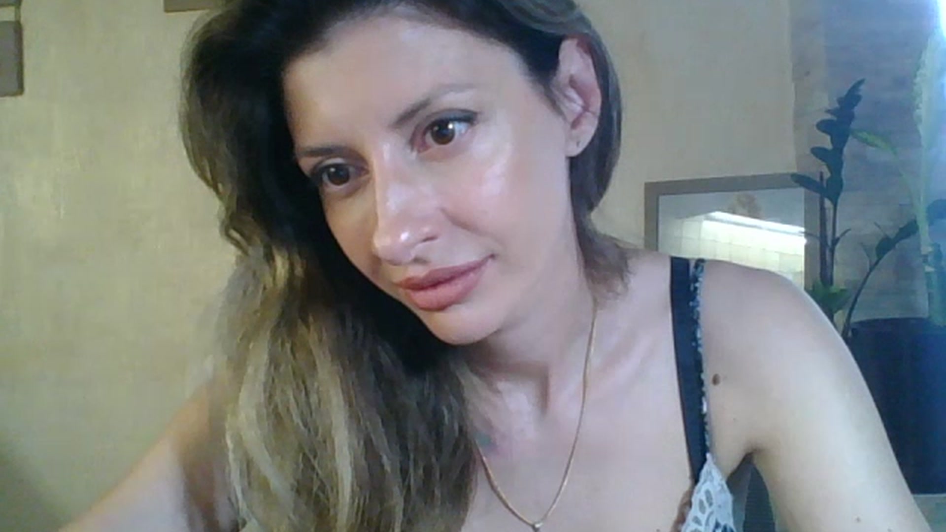 Gallery image thumbnail from LissaBlossom's myfreecams stream on, 07/29/2023, 14:57 image 8 of 20