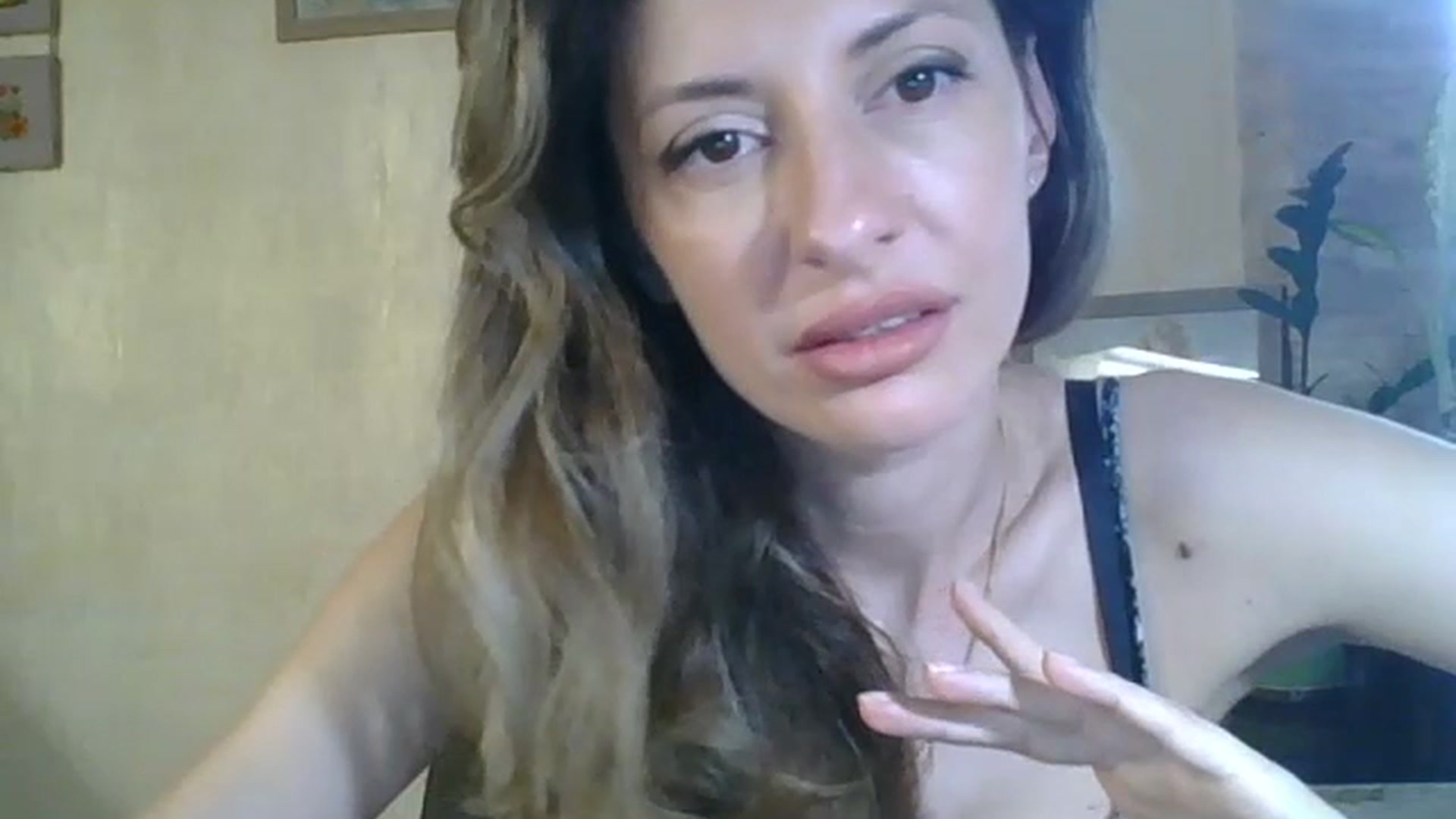Gallery image thumbnail from LissaBlossom's myfreecams stream on, 07/29/2023, 14:57 image 1 of 20