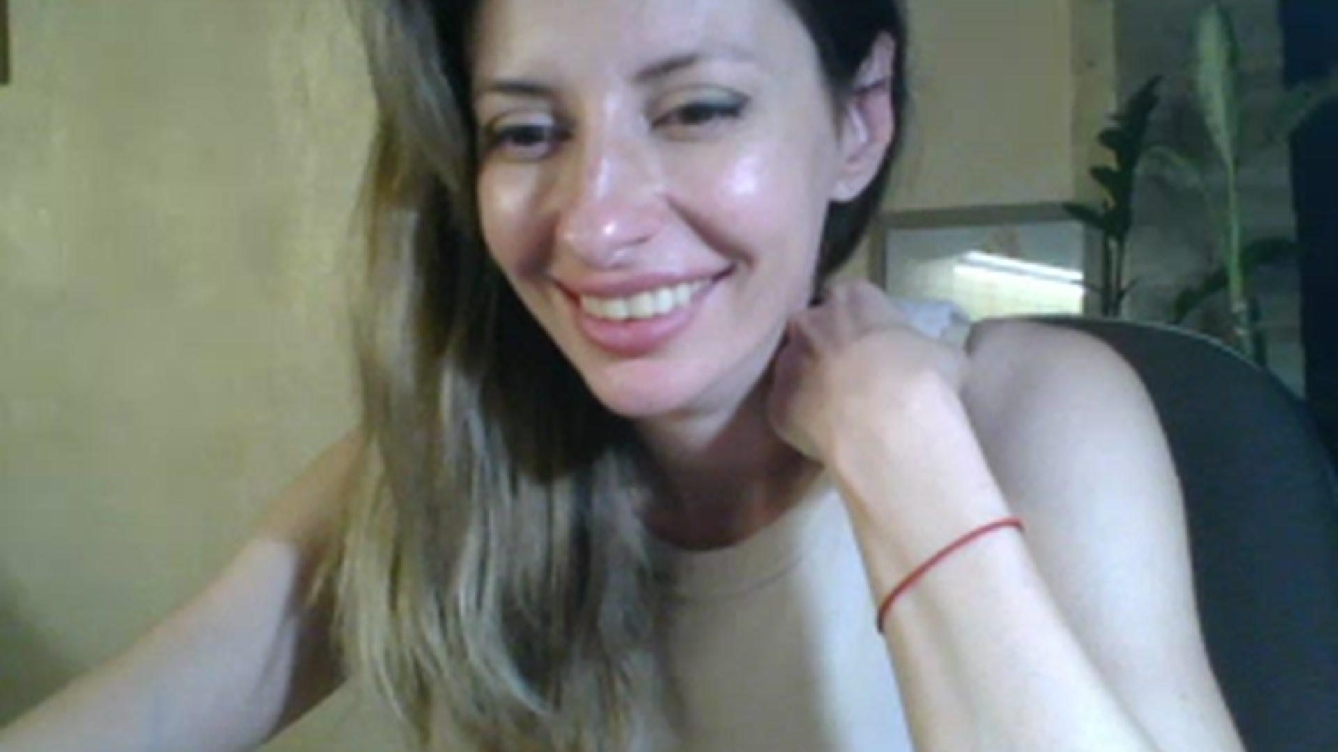 Gallery image thumbnail from LissaBlossom's myfreecams stream on, 07/29/2023, 20:02 image 9 of 20