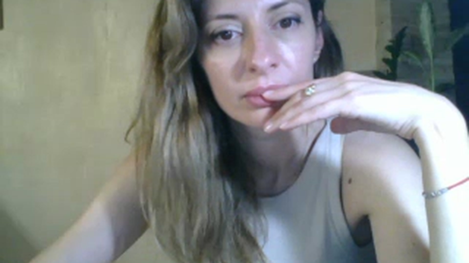 Gallery image thumbnail from LissaBlossom's myfreecams stream on, 07/29/2023, 20:02 image 4 of 20