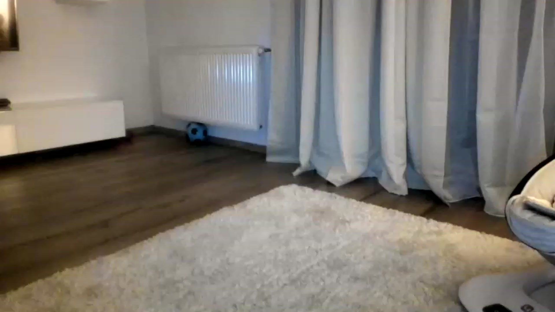 Gallery image thumbnail from LissaDolll's myfreecams stream on, 11/16/2022, 01:55 image 11 of 20
