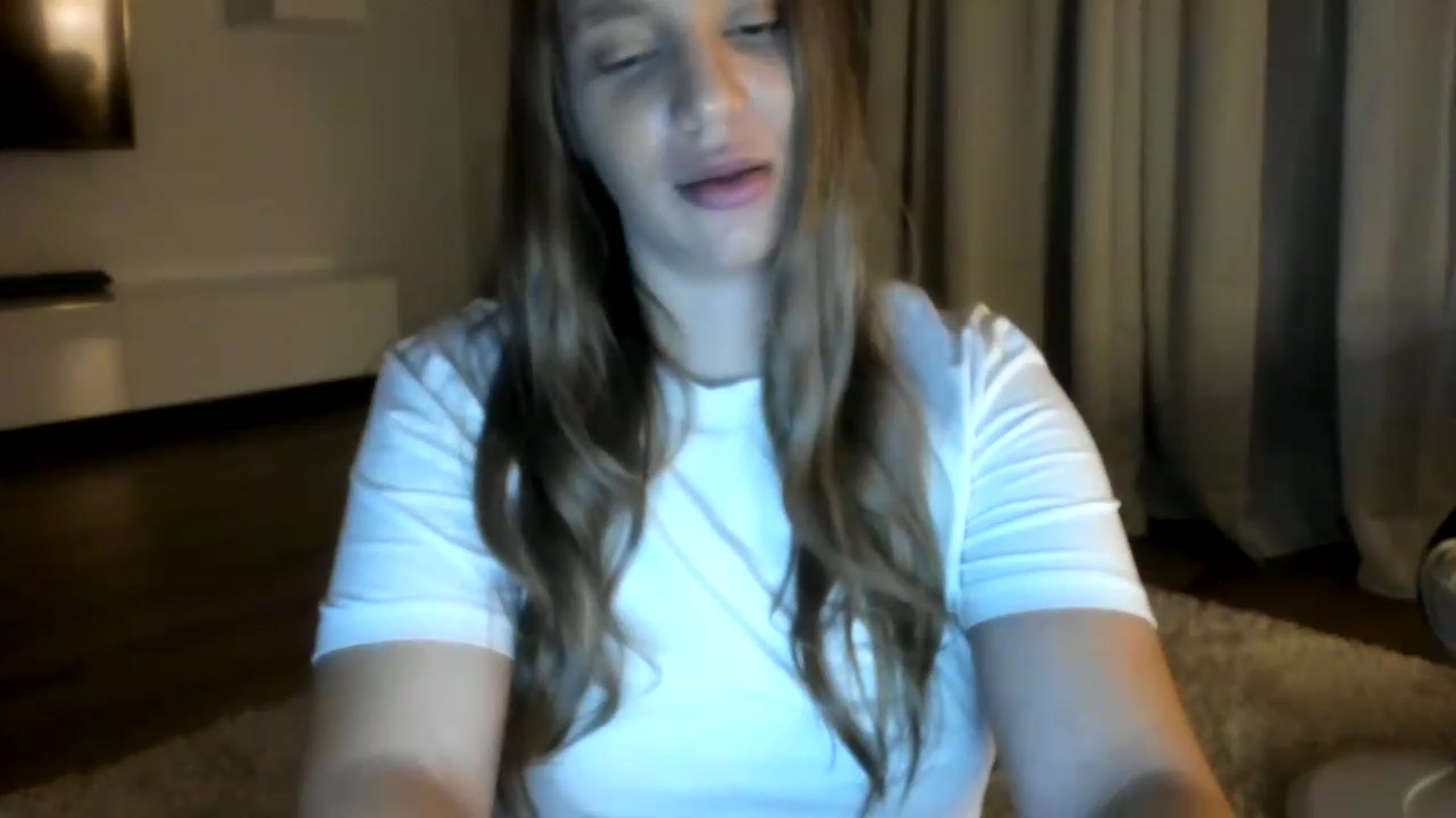Gallery image thumbnail from LissaDolll's myfreecams stream on, 11/16/2022, 01:55 image 17 of 20