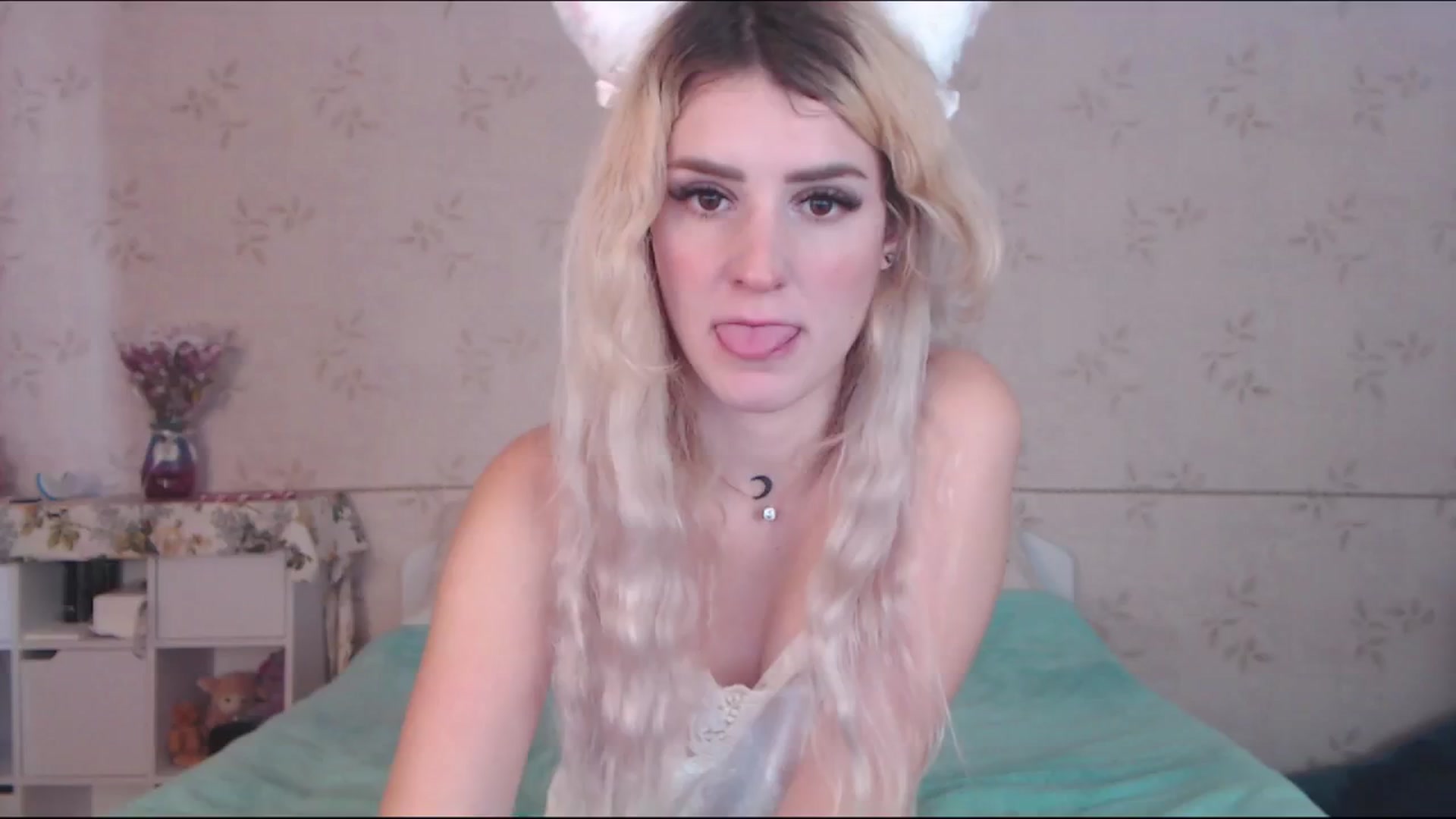 Gallery image thumbnail from LissaLucy's myfreecams stream on, 12/12/2024, 08:01 image 7 of 20