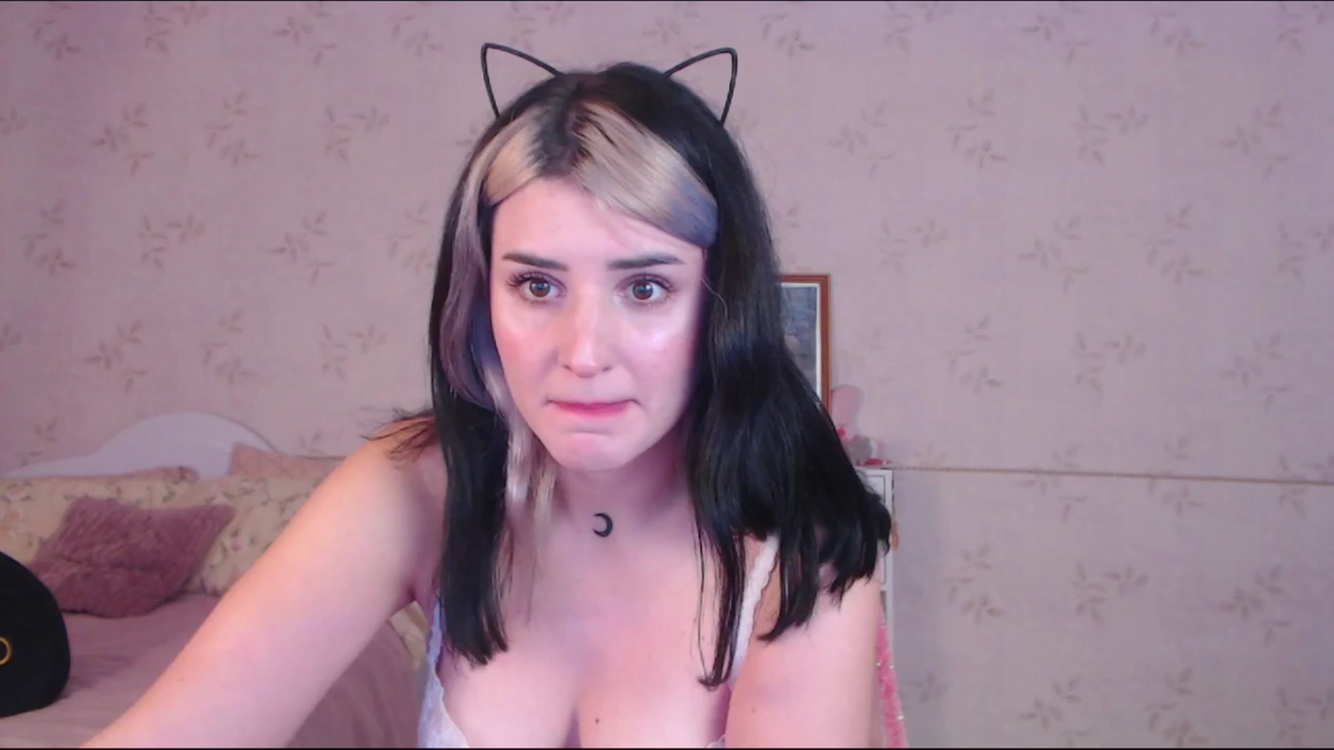 Gallery image thumbnail from LissaLucy's myfreecams stream on, 01/01/2026, 13:16 image 2 of 20