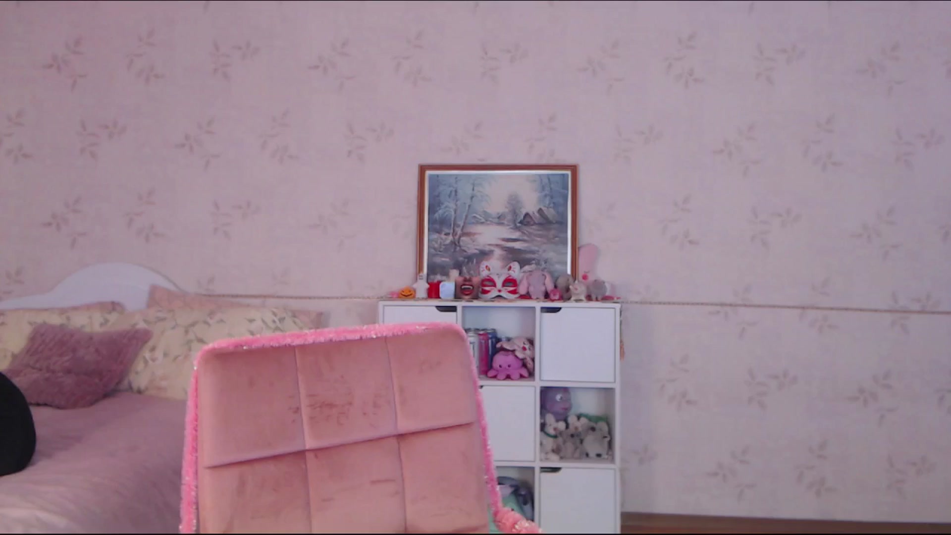 Gallery image thumbnail from LissaLucy's myfreecams stream on, 01/01/2026, 13:16 image 17 of 20