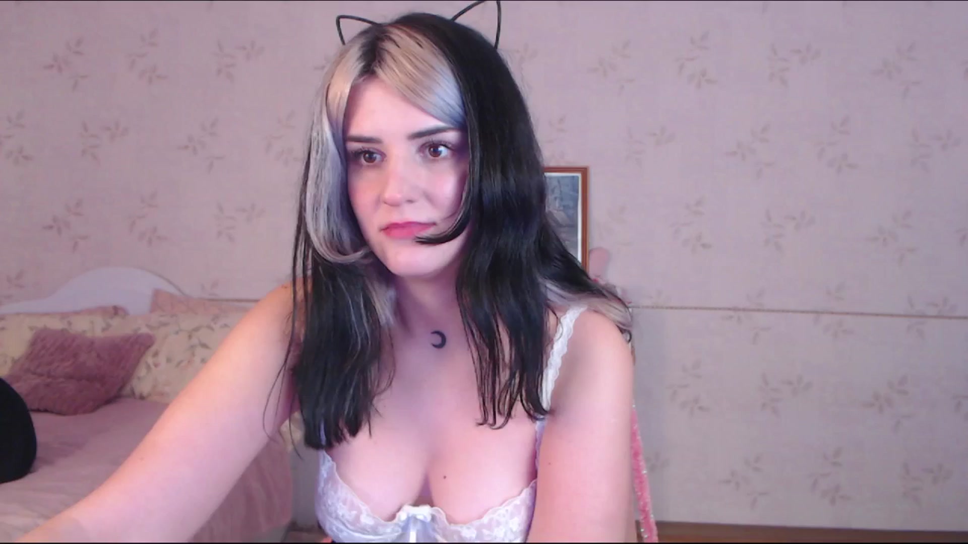 Gallery image thumbnail from LissaLucy's myfreecams stream on, 01/01/2026, 13:16 image 20 of 20