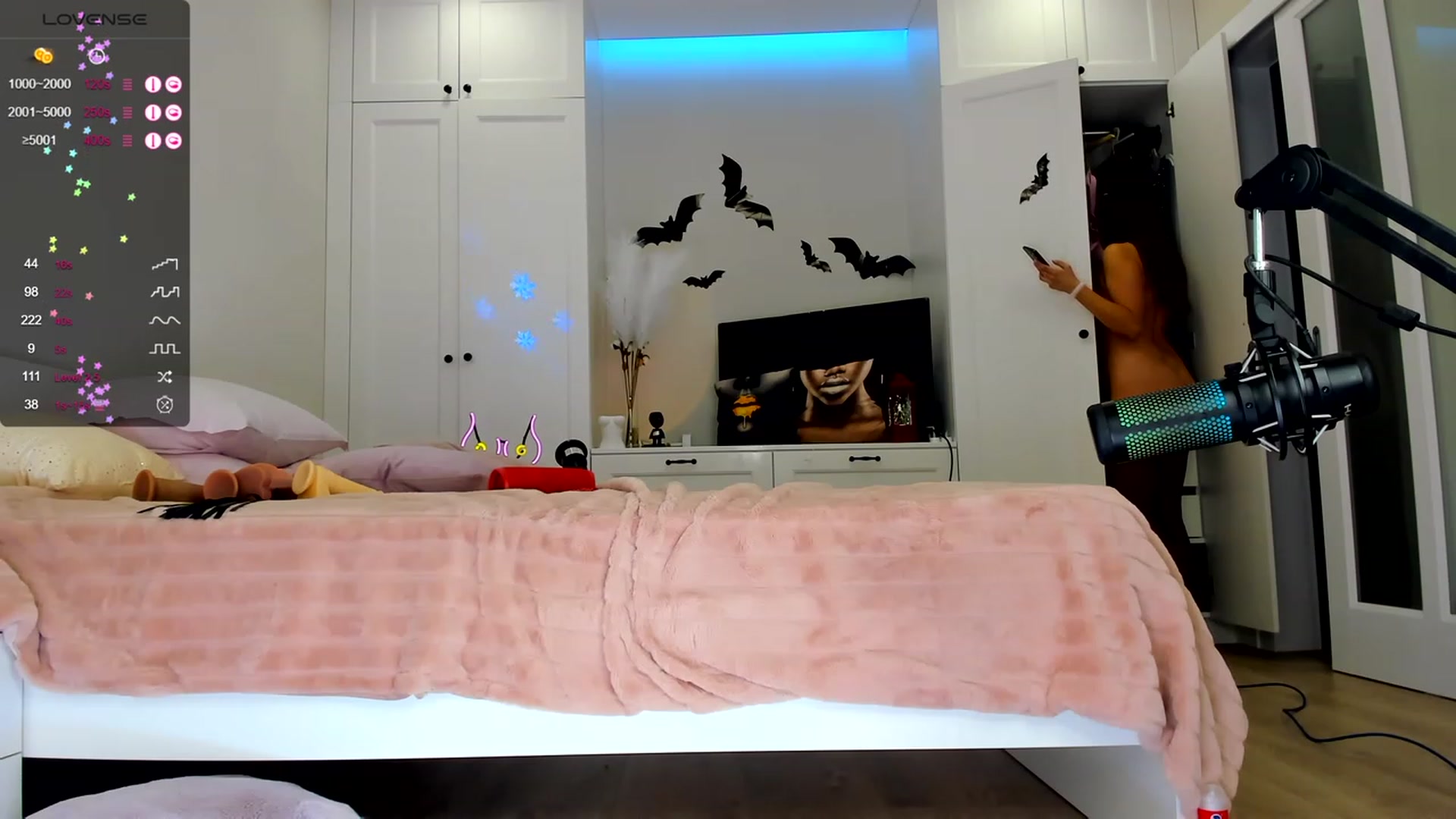 Gallery image thumbnail from LissaWayne's myfreecams stream on, 11/19/2023, 21:48 image 14 of 20