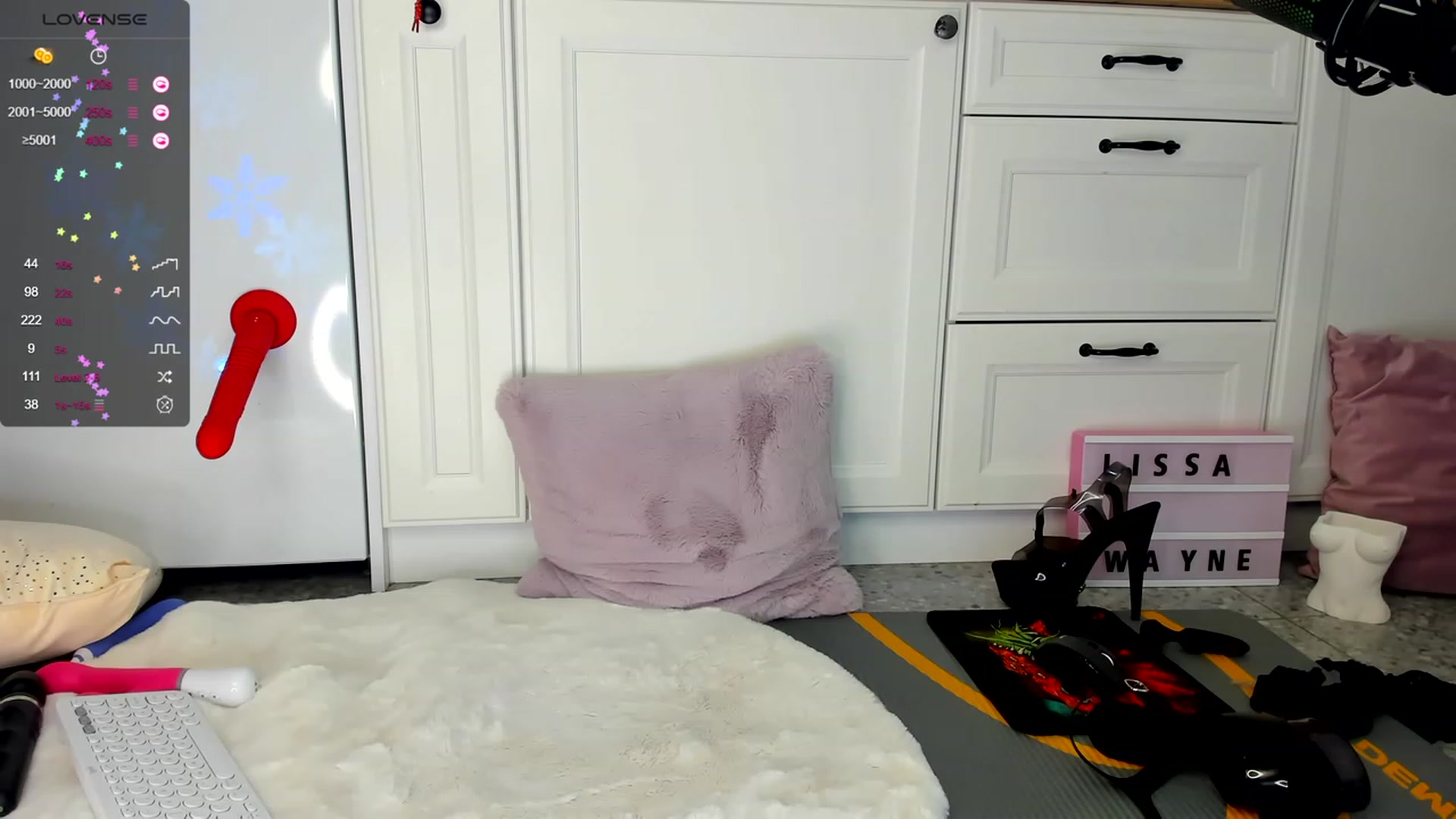 Gallery image thumbnail from LissaWayne's myfreecams stream on, 11/29/2023, 21:38 image 19 of 20
