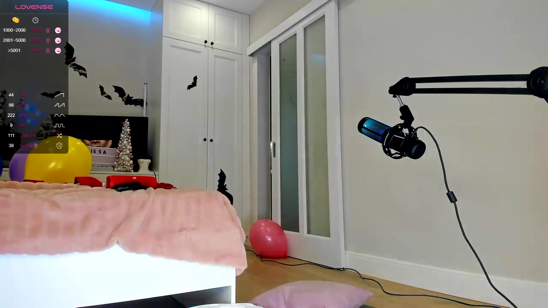 Gallery image thumbnail from LissaWayne's myfreecams stream on, 12/03/2023, 20:55 image 20 of 20