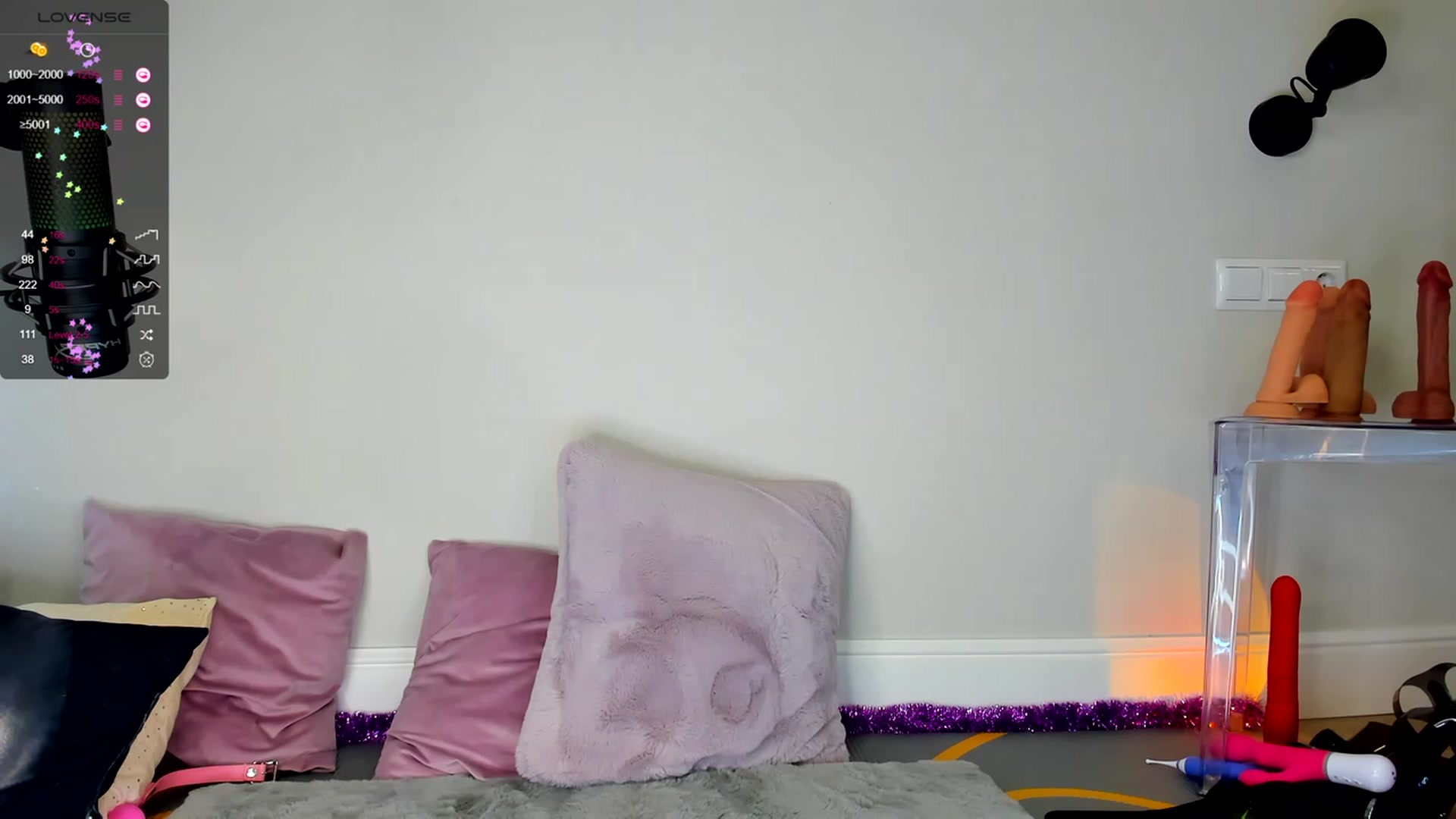 Gallery image thumbnail from LissaWayne's myfreecams stream on, 12/20/2023, 19:57 image 17 of 20