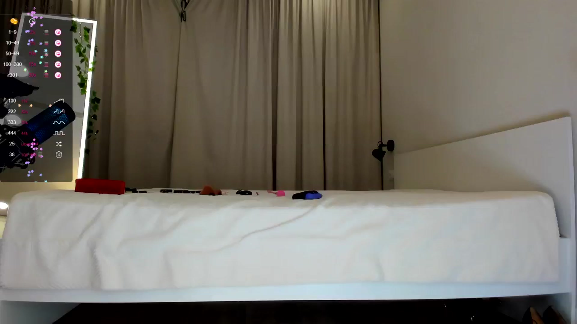 Gallery image thumbnail from LissaWayne's myfreecams stream on, 07/28/2024, 18:48 image 9 of 20