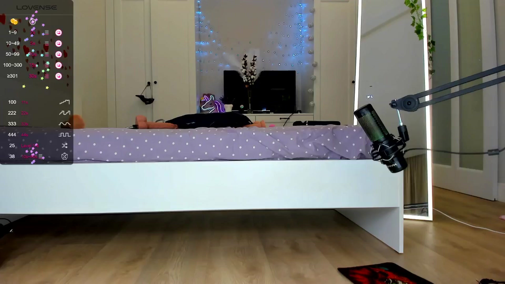 Gallery image thumbnail from LissaWayne's myfreecams stream on, 09/10/2024, 21:30 image 6 of 20