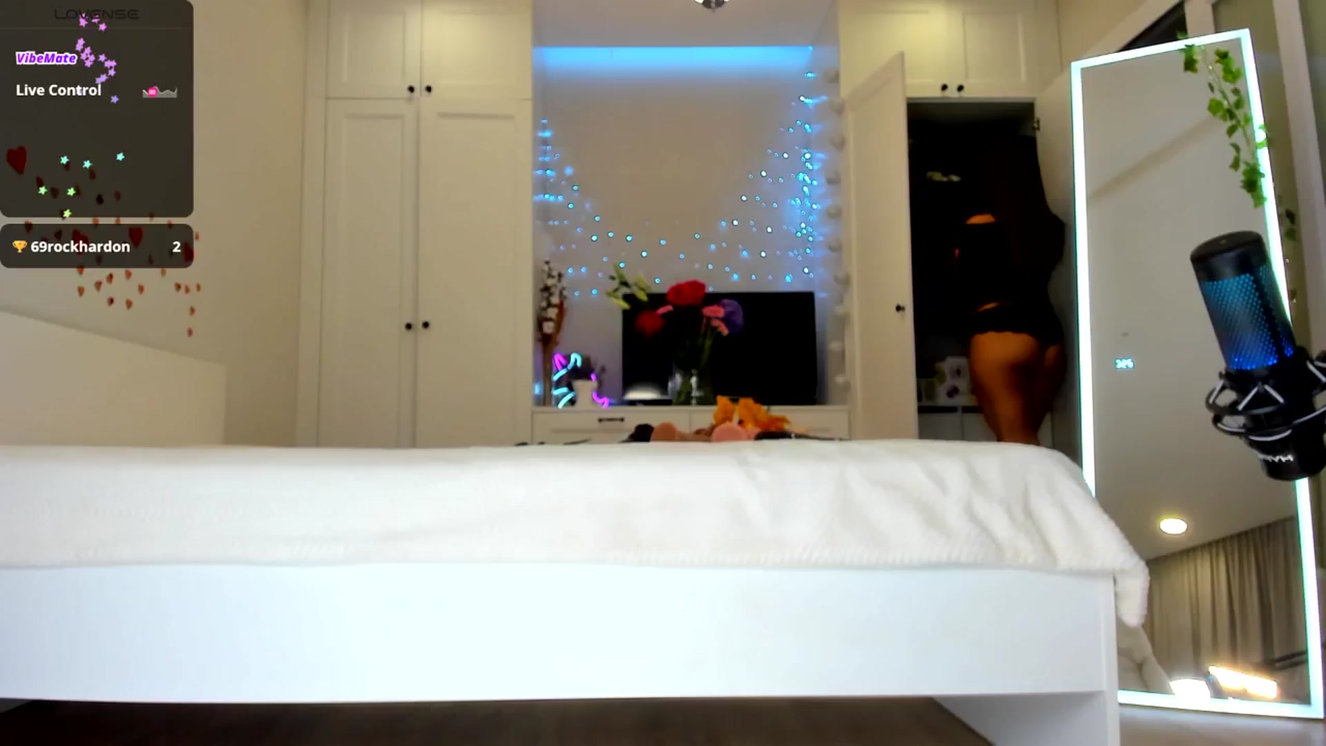 Gallery image thumbnail from LissaWayne's myfreecams stream on, 09/15/2024, 18:28 image 12 of 20