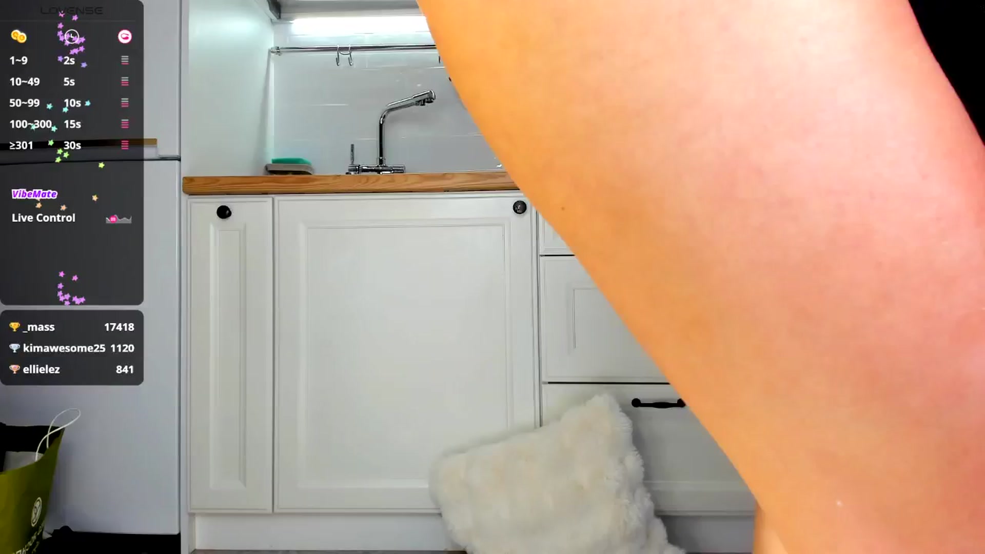 Gallery image thumbnail from LissaWayne's myfreecams stream on, 10/17/2024, 23:26 image 17 of 20