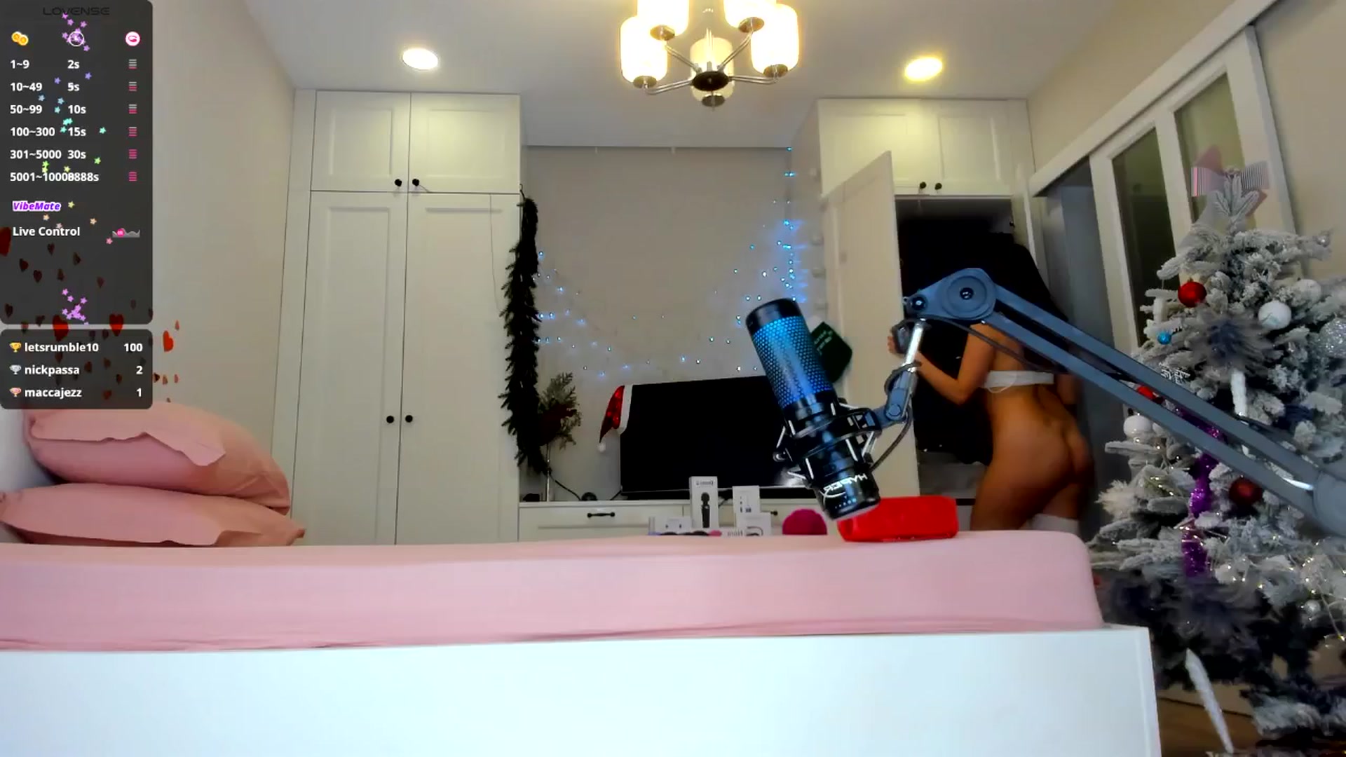 Gallery image thumbnail from LissaWayne's myfreecams stream on, 01/26/2025, 23:18 image 9 of 20