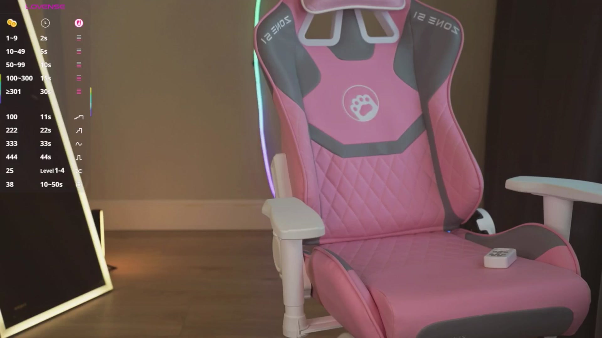 Gallery image thumbnail from LissaWayne's myfreecams stream on, 06/16/2025, 18:29 image 3 of 20