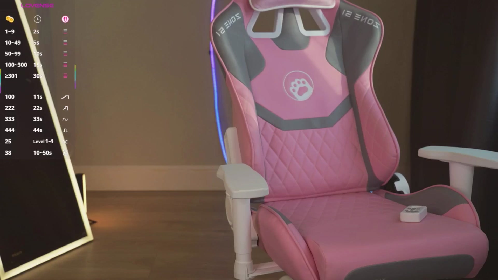 Gallery image thumbnail from LissaWayne's myfreecams stream on, 06/16/2025, 18:29 image 2 of 20