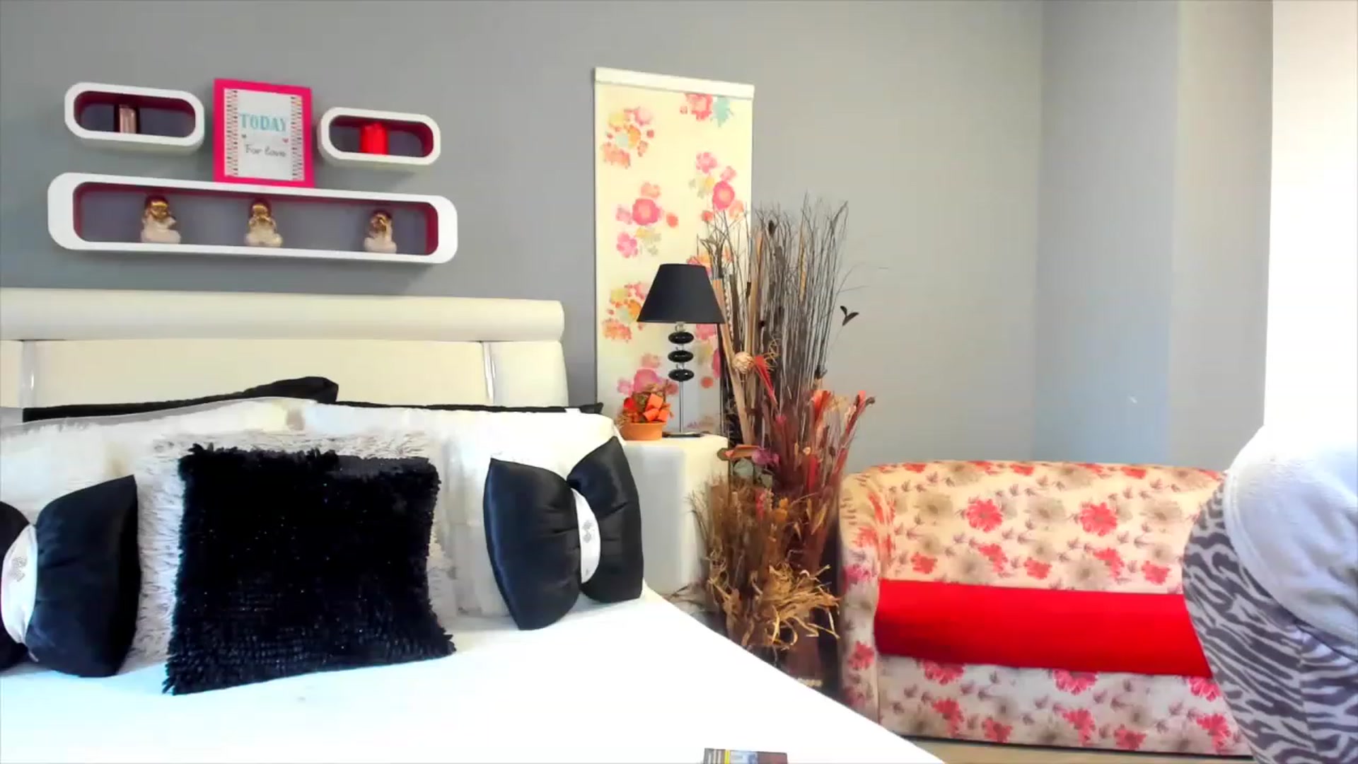 Gallery image thumbnail from Lissa_O's myfreecams stream on, 01/15/2023, 13:32 image 8 of 20