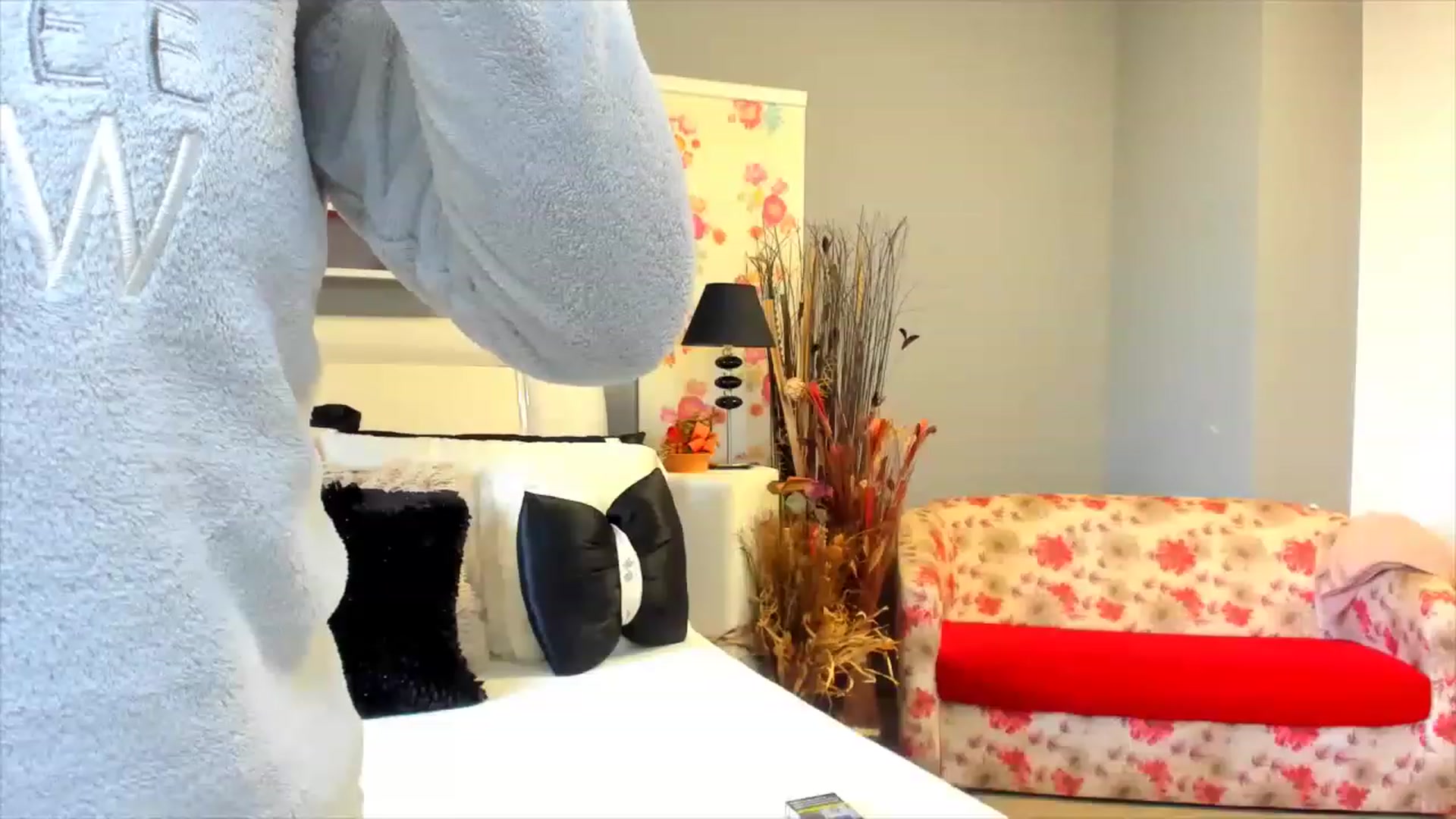 Gallery image thumbnail from Lissa_O's myfreecams stream on, 01/15/2023, 13:32 image 5 of 20