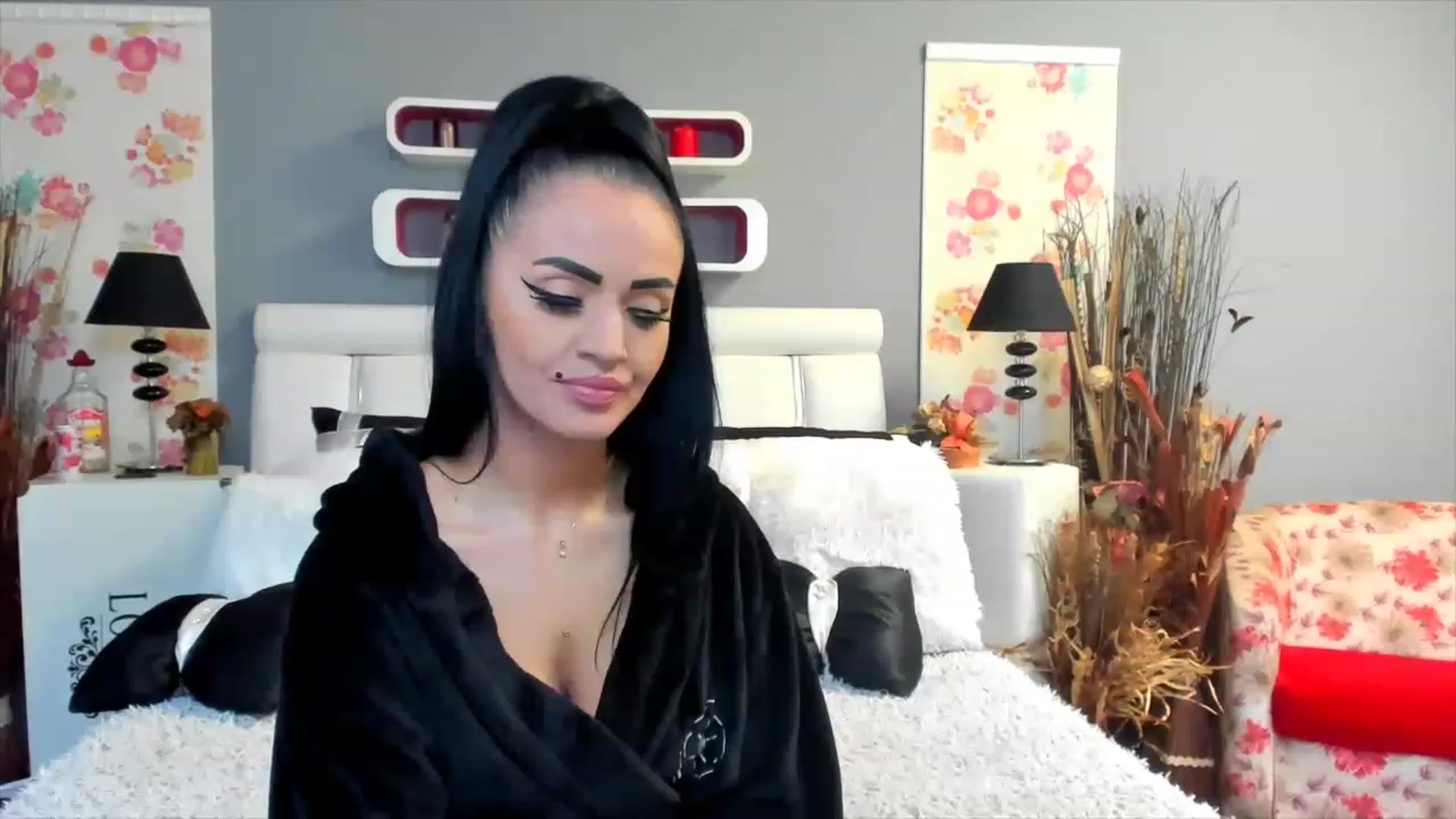 Gallery image thumbnail from Lissa_O's myfreecams stream on, 01/26/2023, 11:23 image 15 of 20