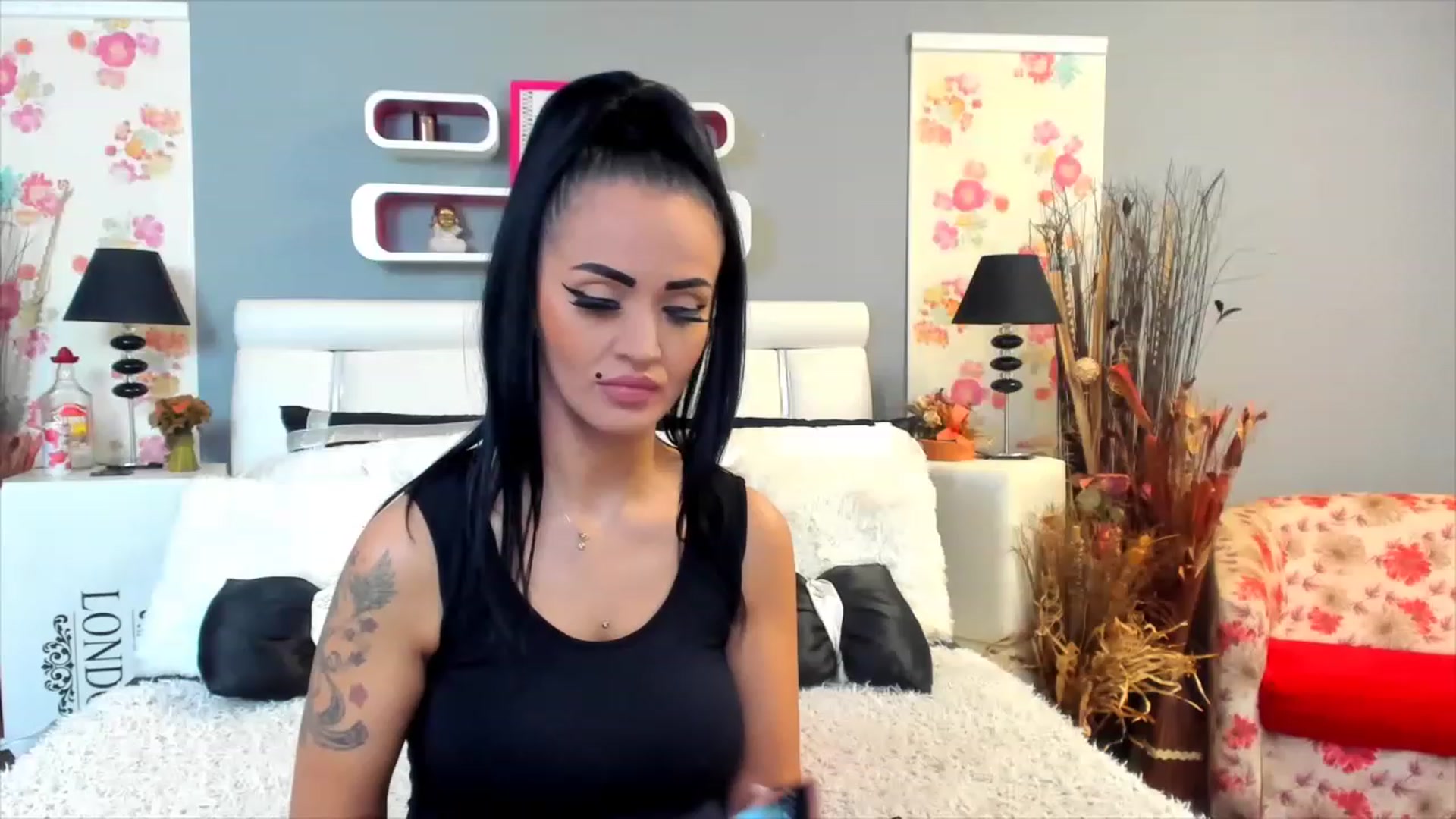 Gallery image thumbnail from Lissa_O's myfreecams stream on, 02/01/2023, 11:58 image 7 of 20