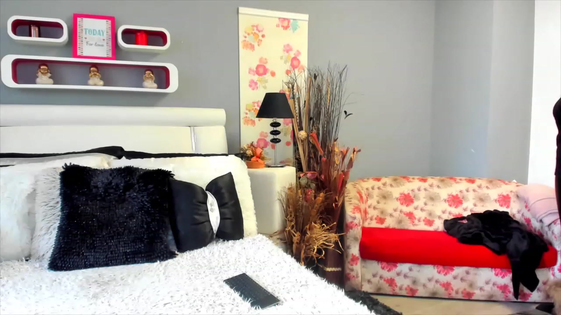 Gallery image thumbnail from Lissa_O's myfreecams stream on, 02/02/2023, 13:00 image 15 of 20