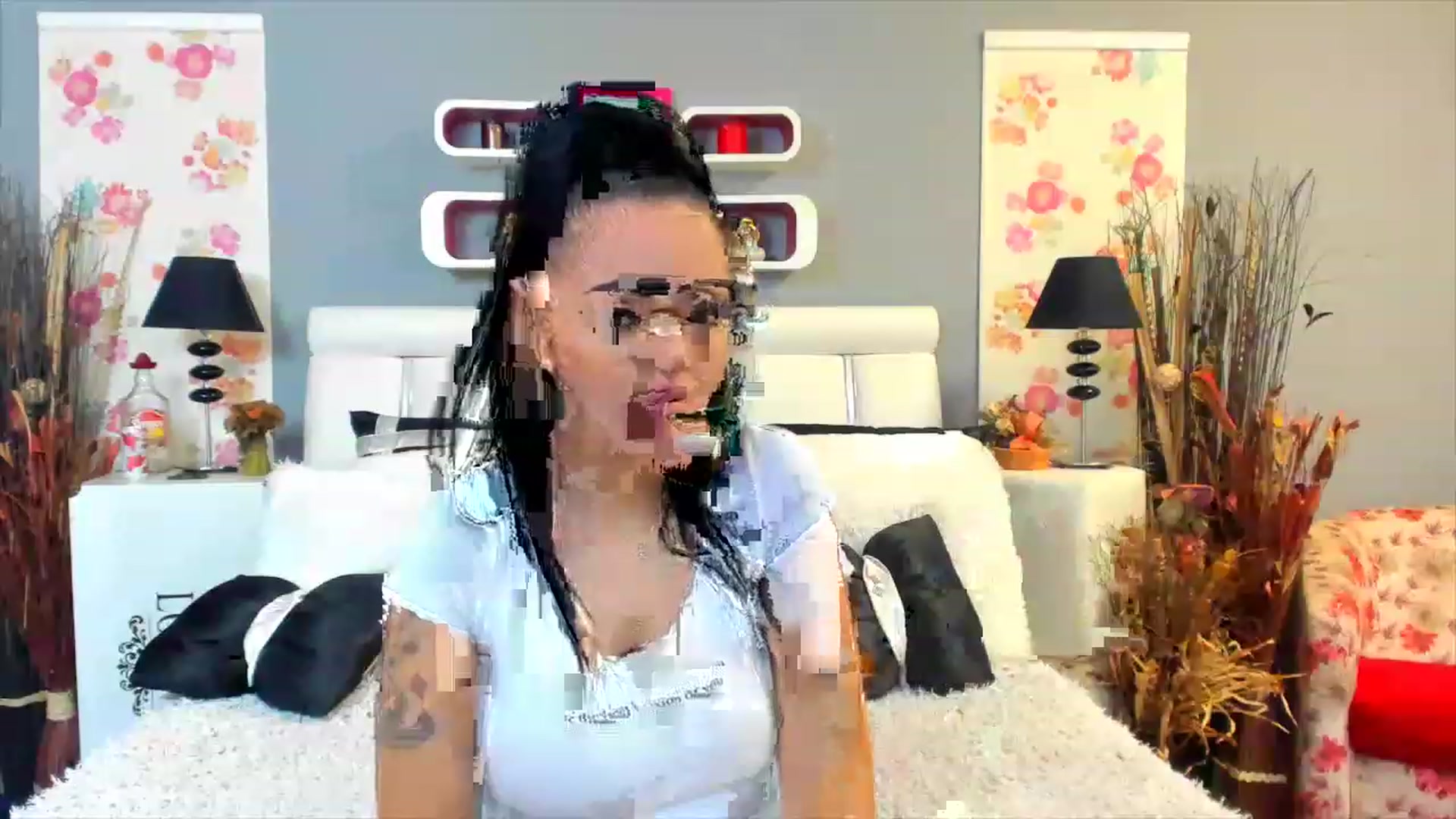 Gallery image thumbnail from Lissa_O's myfreecams stream on, 02/03/2023, 09:39 image 10 of 20