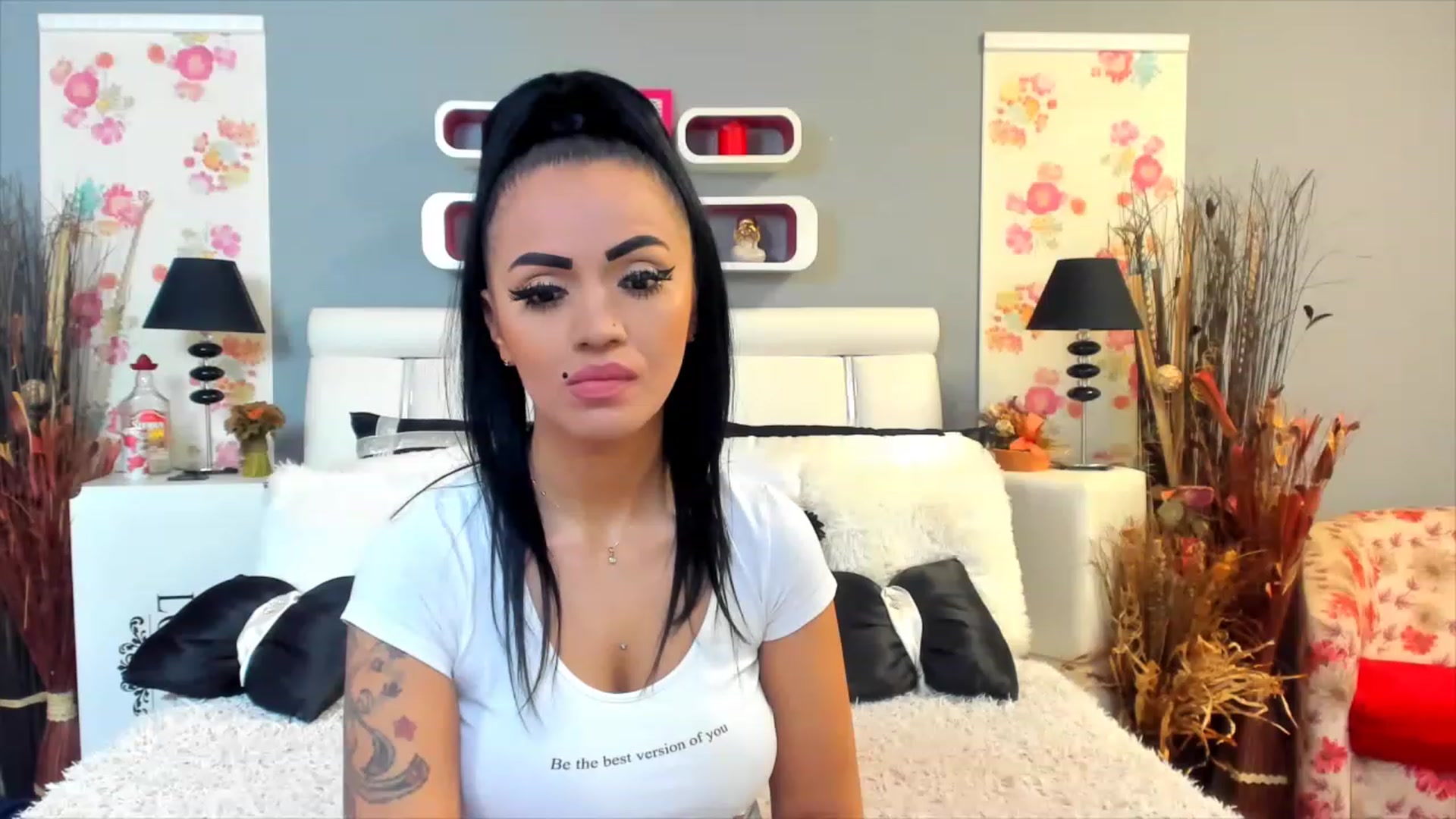 Gallery image thumbnail from Lissa_O's myfreecams stream on, 02/03/2023, 11:03 image 8 of 20