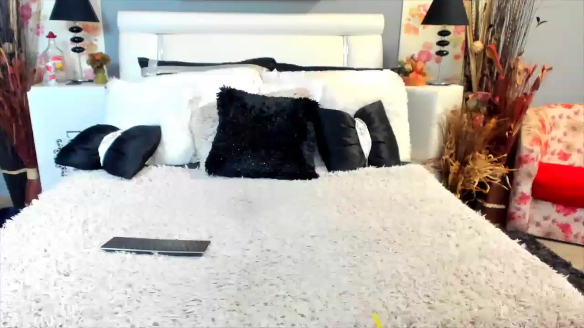 Gallery image thumbnail from Lissa_O's myfreecams stream on, 02/04/2023, 10:59 image 15 of 20