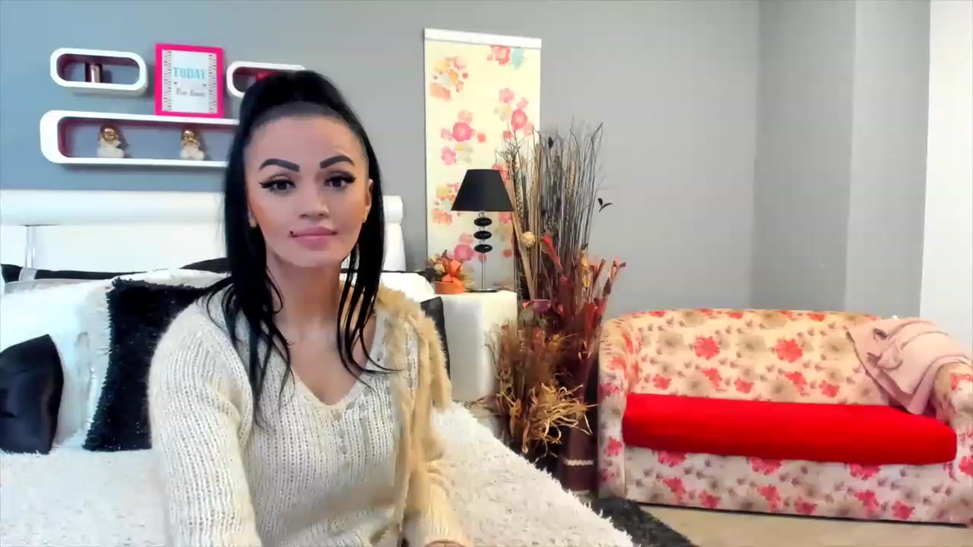 Gallery image thumbnail from Lissa_O's myfreecams stream on, 02/05/2023, 12:51 image 20 of 20