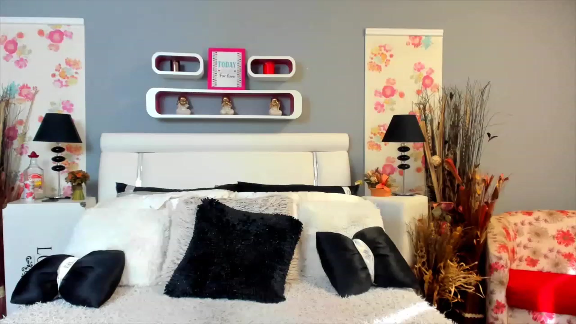 Gallery image thumbnail from Lissa_O's myfreecams stream on, 02/09/2023, 08:14 image 7 of 20