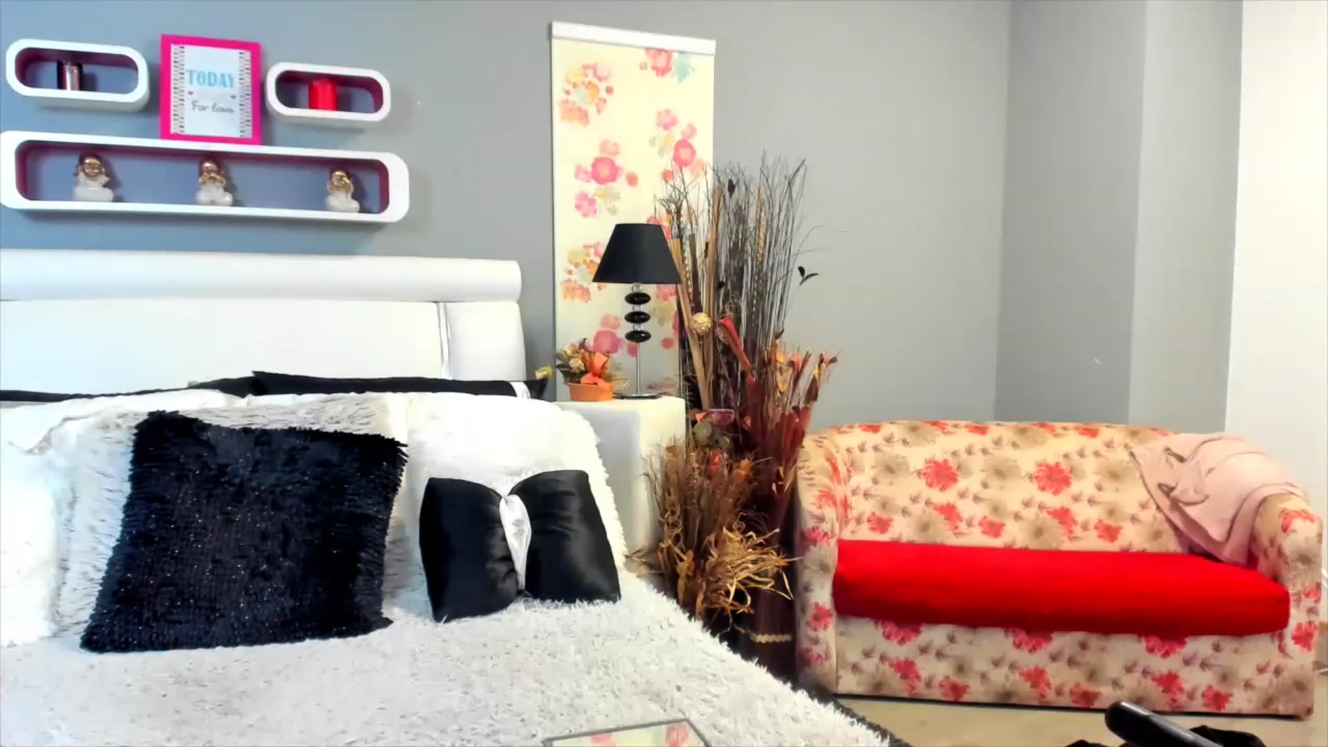 Gallery image thumbnail from Lissa_O's myfreecams stream on, 02/11/2023, 11:35 image 15 of 20