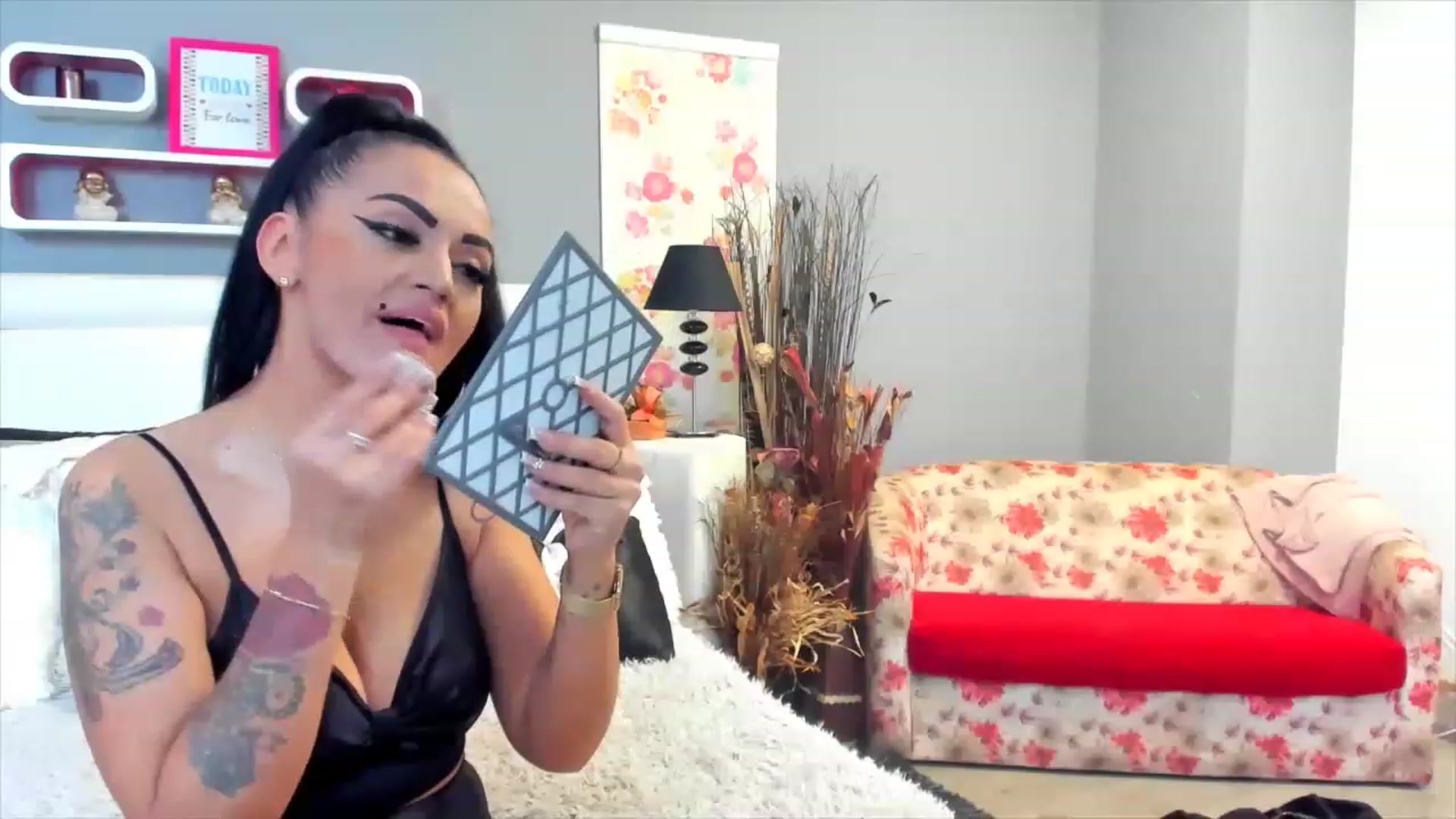 Gallery image thumbnail from Lissa_O's myfreecams stream on, 02/11/2023, 11:35 image 17 of 20